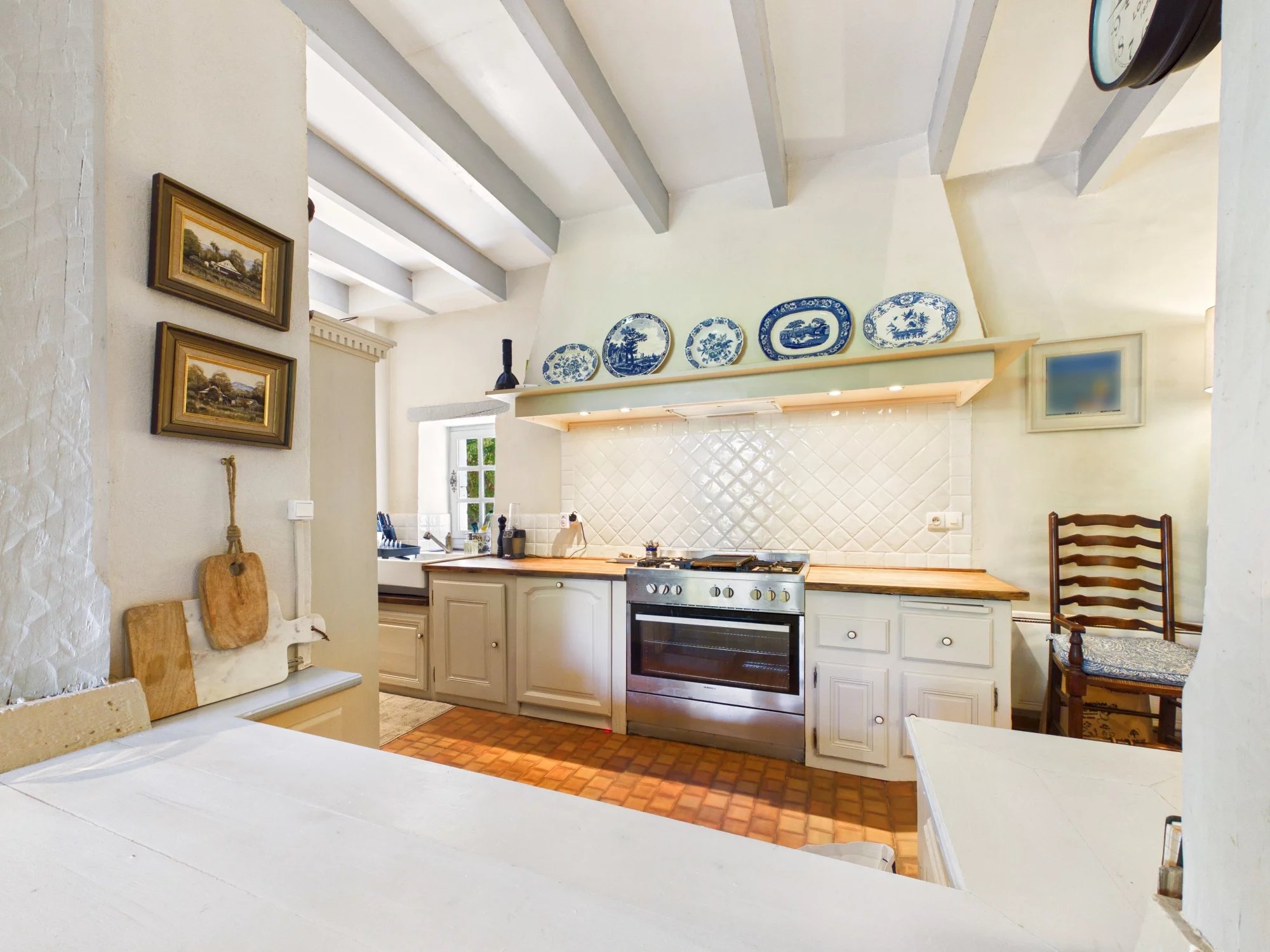 Charming Character Property with Guest Annex, Swimming Pool and Beautiful Landscaped Gardens, Aquitaine – France – BVI85814