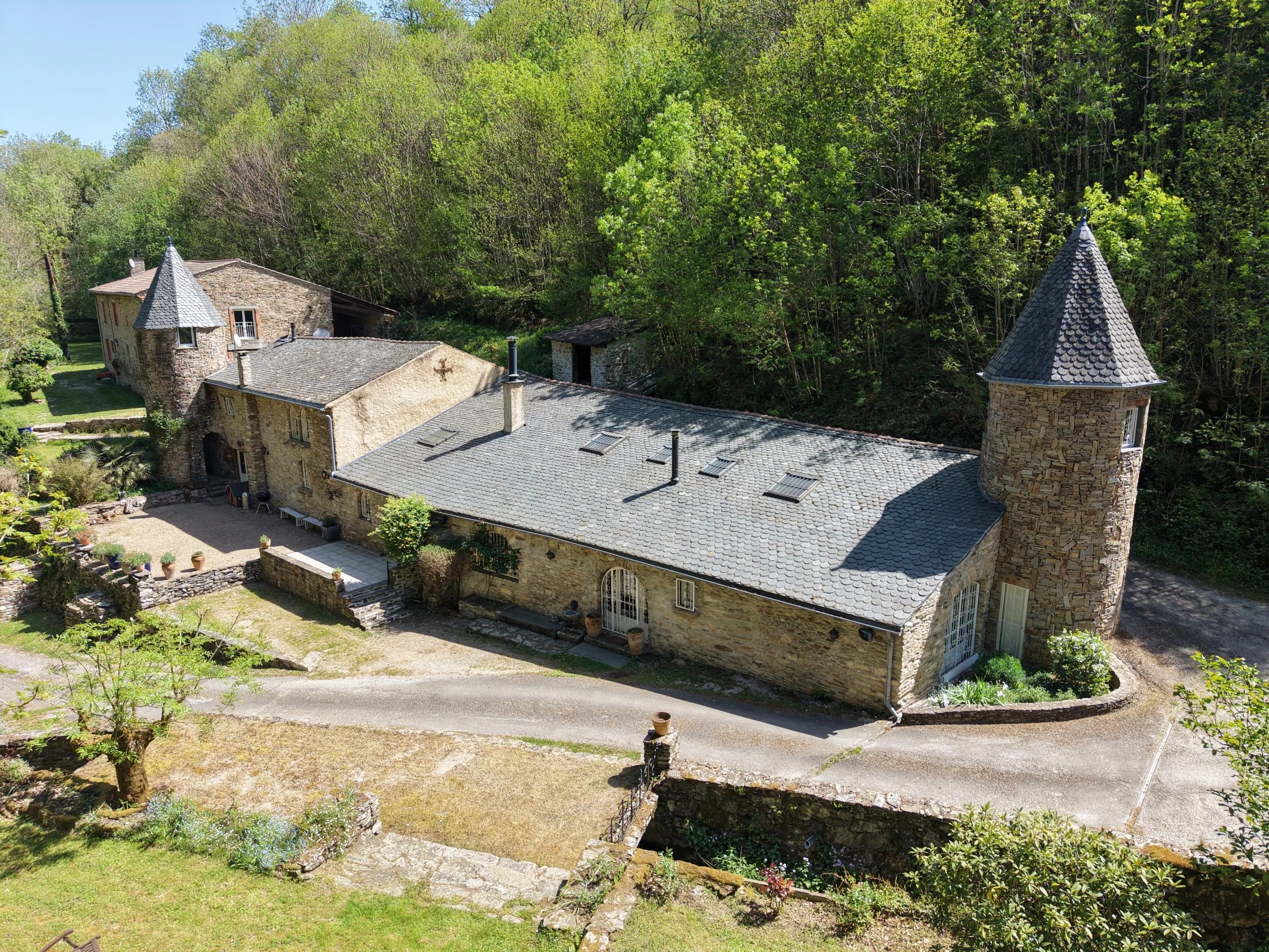 Secluded Nature Estate in the Montagne Noire with Waterfalls and Forests, Midi-Pyrénées – France – BVI84665