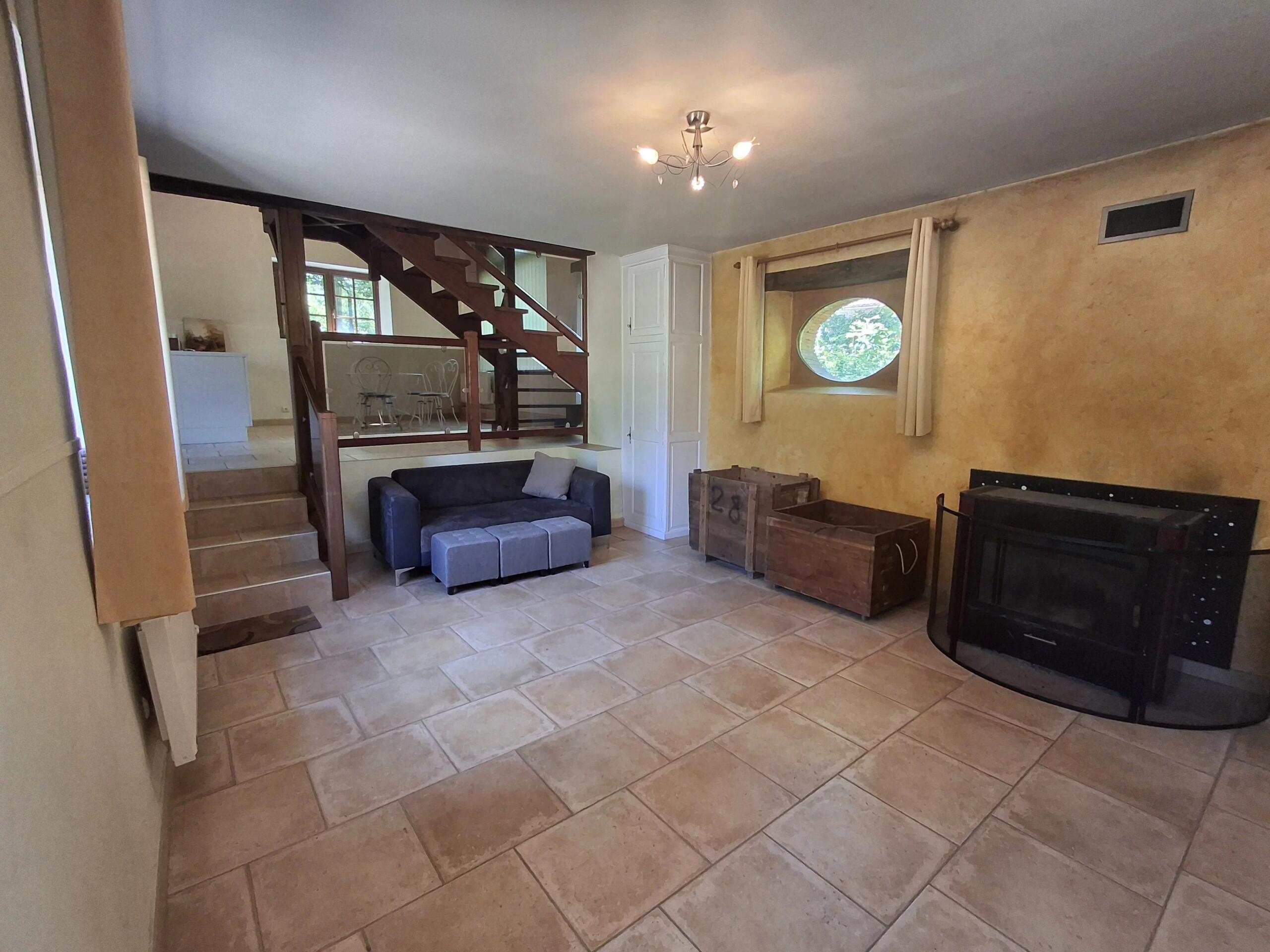 Beautiful 55 ha /135 acre farm with 2 houses and several outbuildings, Poitou-Charentes – France – BVI86087