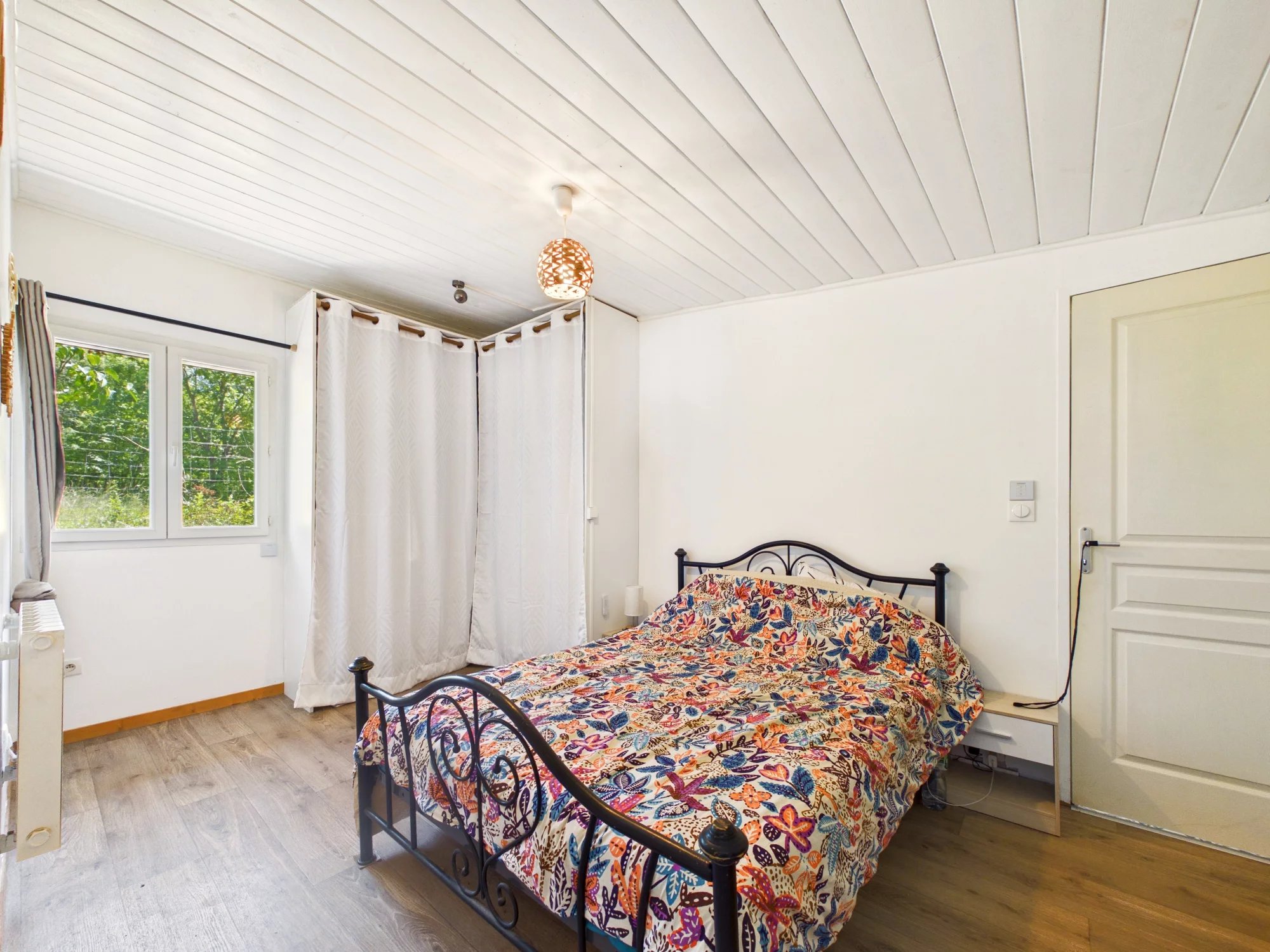 Large one-level 4 bedroom house in exceptional natural surroundings, Aquitaine – France – BVI85790