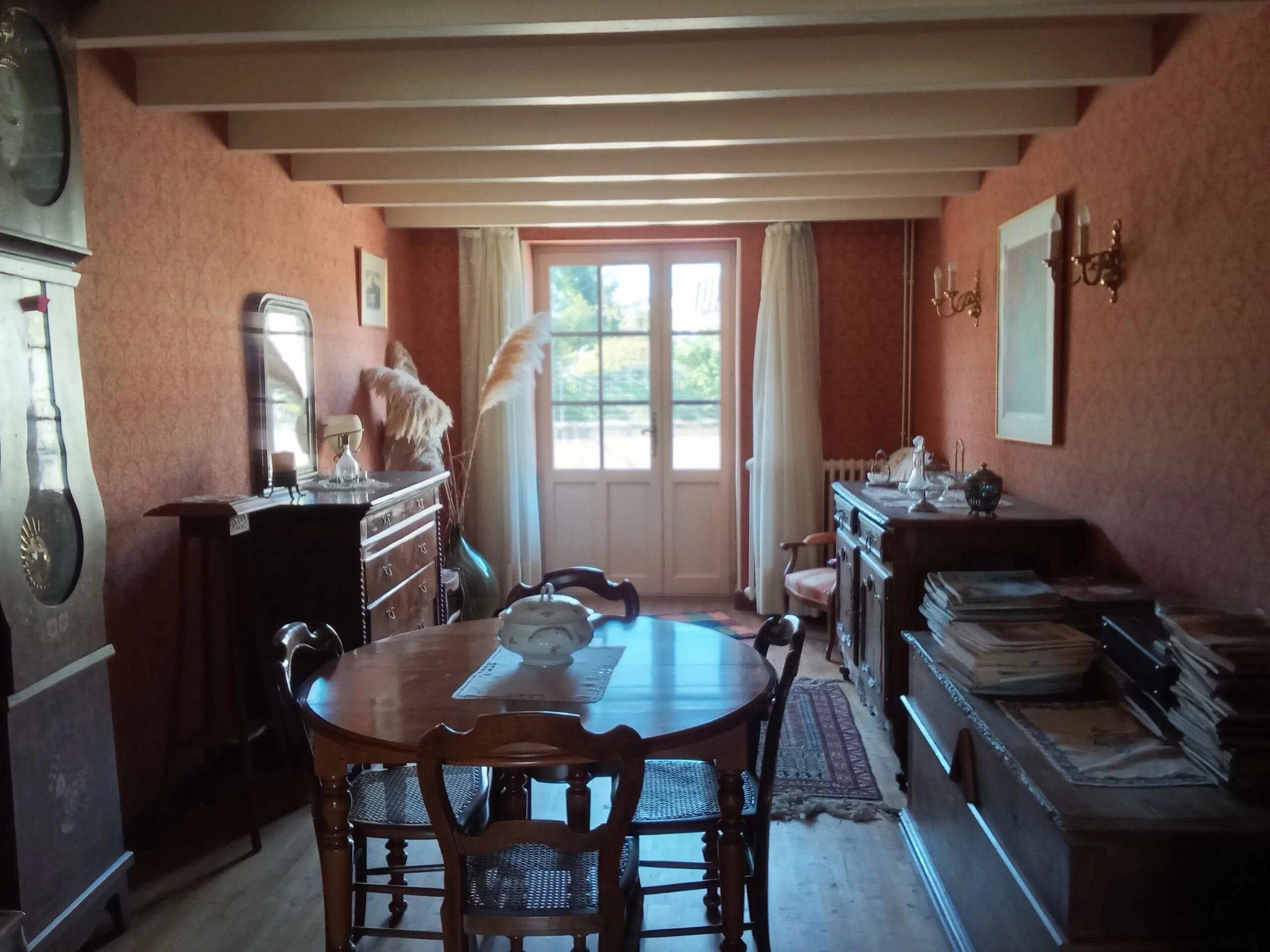 Charming character home – South-facing, Poitou-Charentes – France – BVI83398