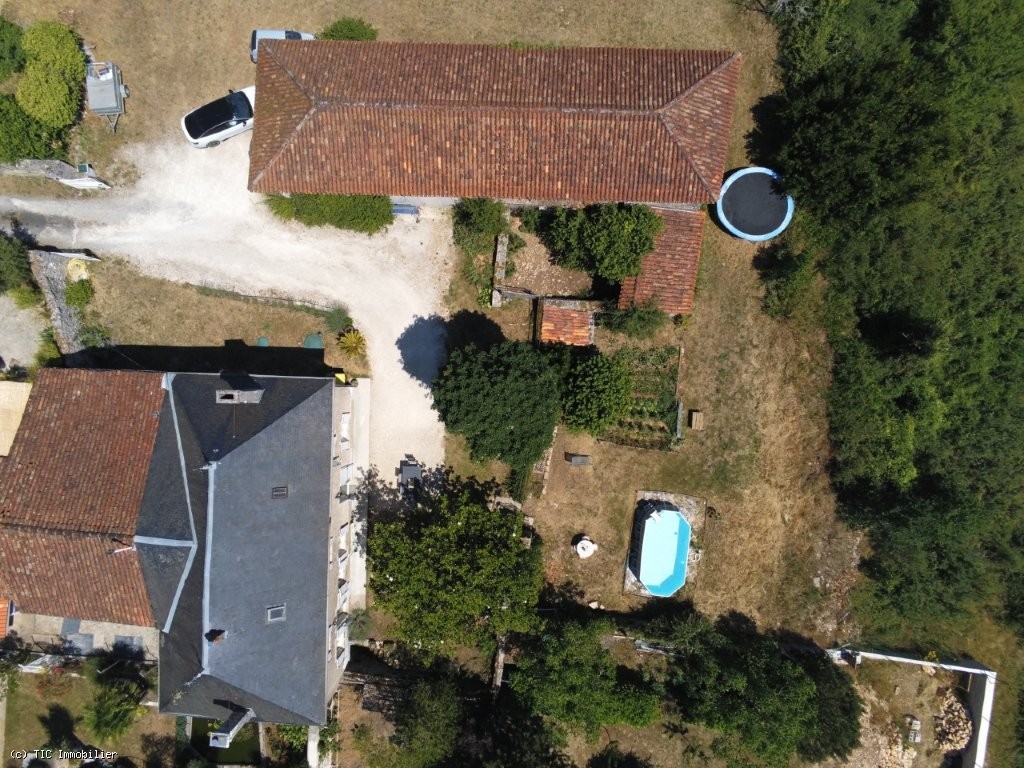4 bedroom House in Ruffec, France – r7517