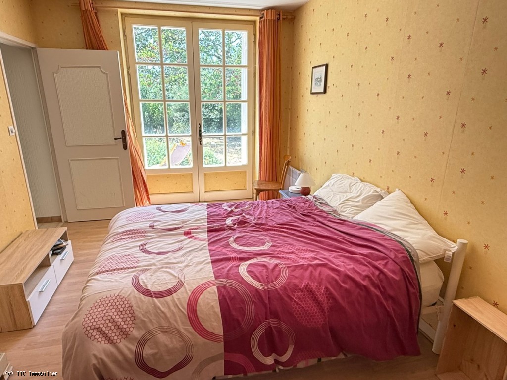 5 bedroom House in Nanteuil-En-Vallee, Nanteuil-En-Vallée, France – r7508