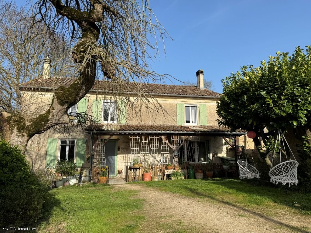 3 bedroom House in Villefagnan, France – r7491