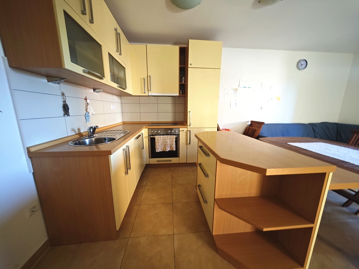 2 bedroom apartment in Dobrinj, Croatia – 103698