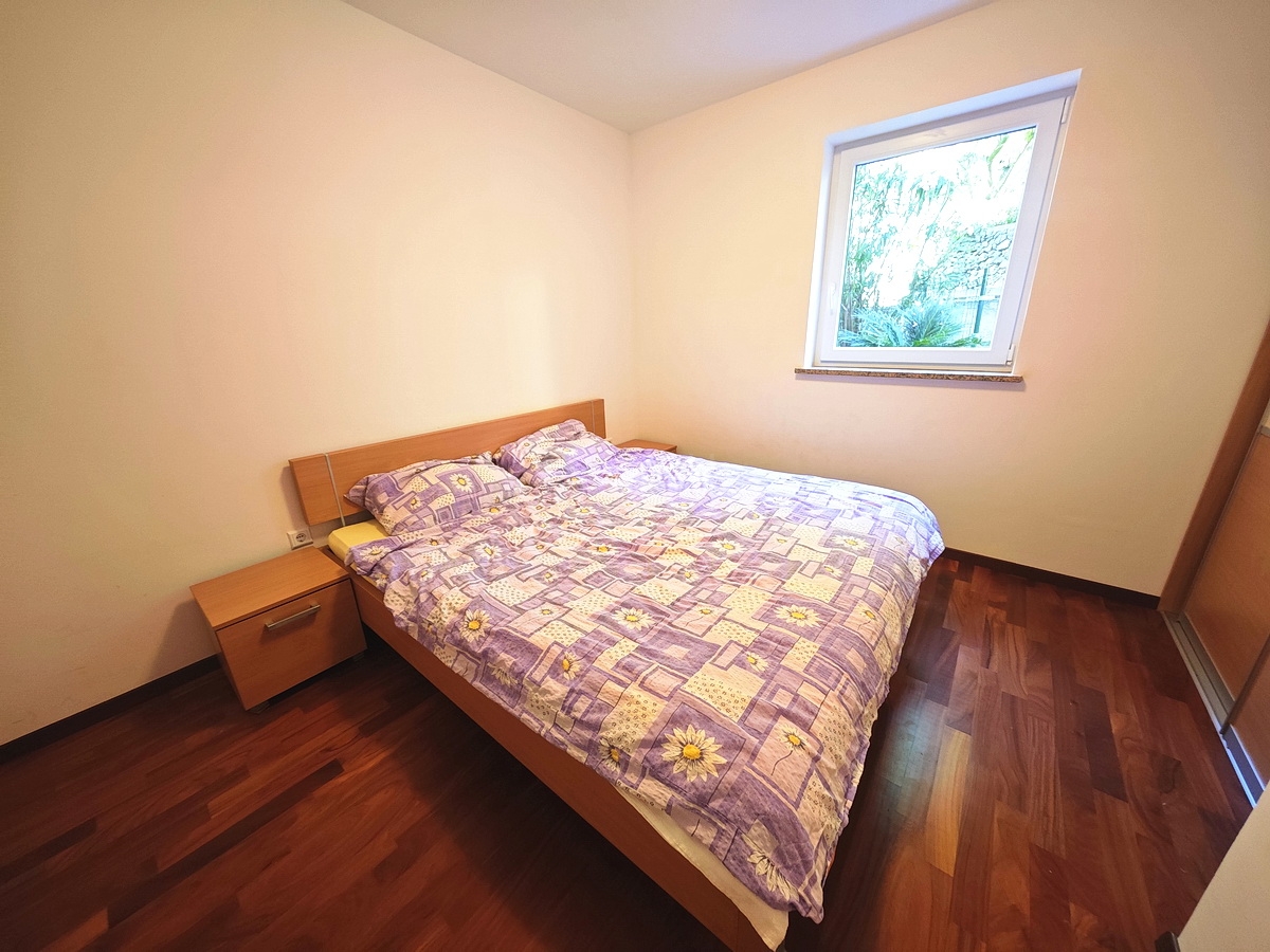 2 bedroom apartment in Dobrinj, Croatia – 103698