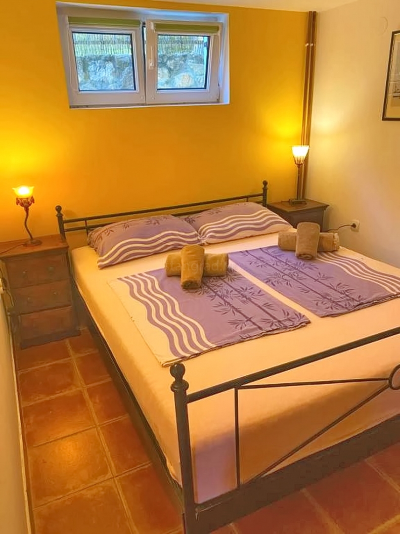 3 bedroom villa in Krk, Croatia – 103697