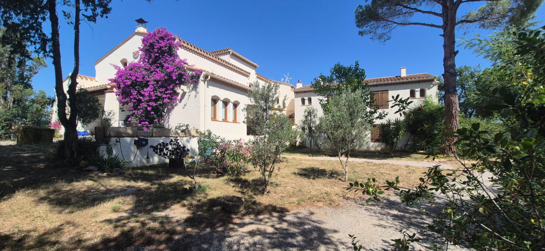 13 bedroom mas in Ortaffa, Pyrénées-Orientales, France