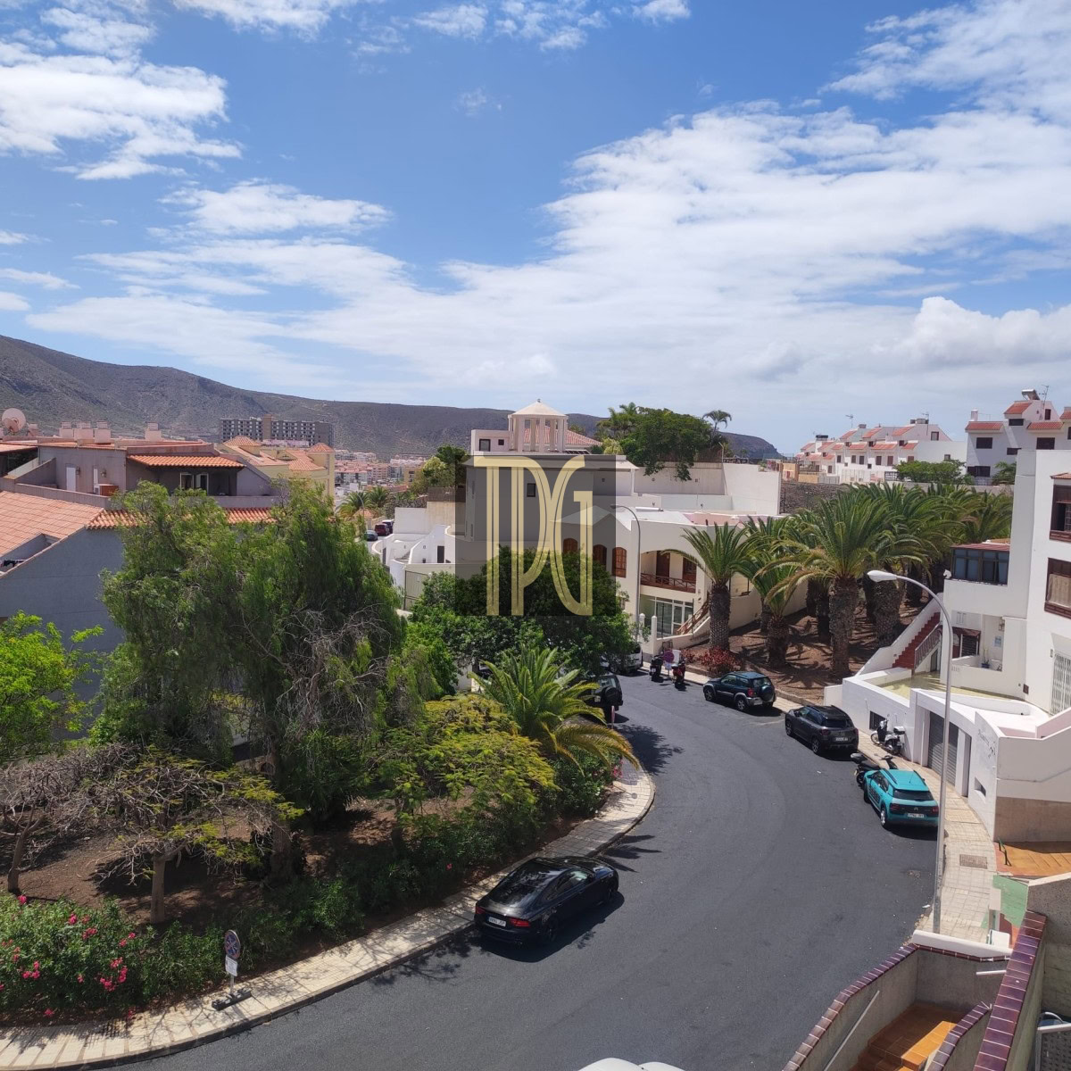 Stunning 1 Bedroom Apartment For Sale in Los Cristianos with Loft – OPN1917