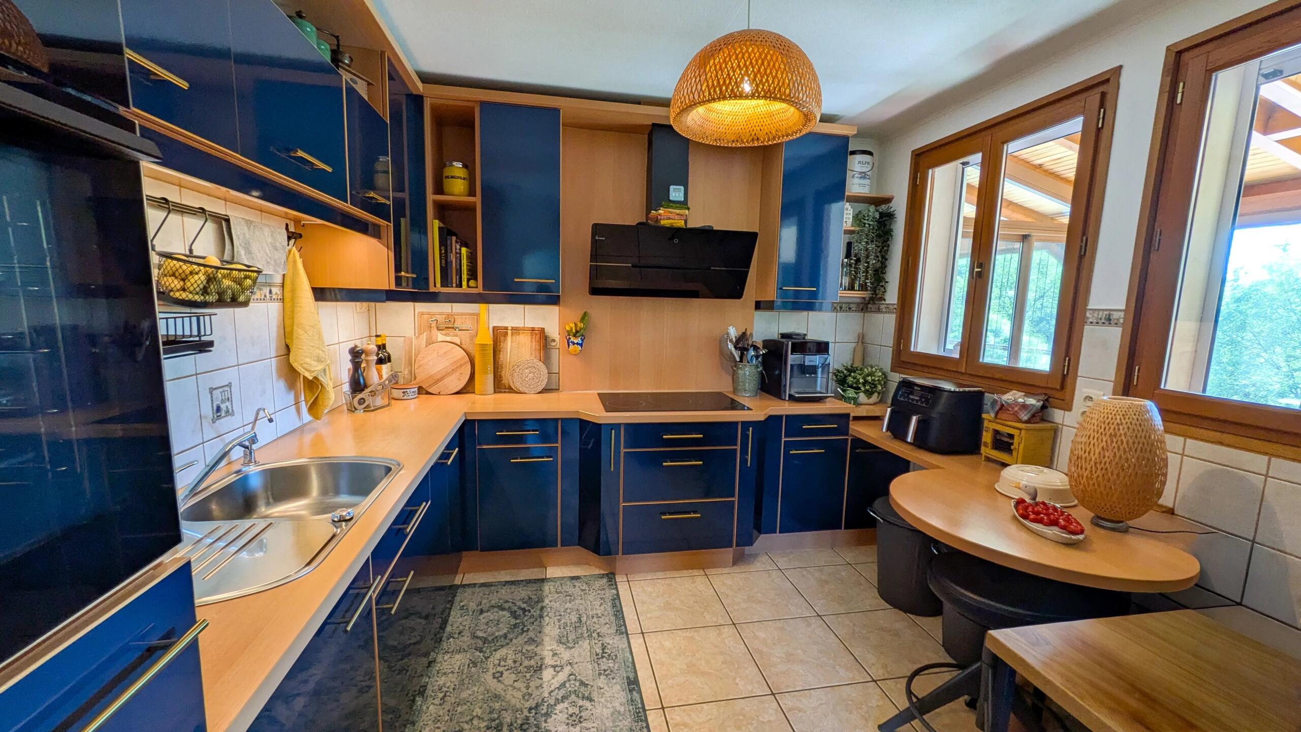 Exceptional Countryside Home with Pool,  Hot Tub and Panoramic Views Near Cahors, Midi-Pyrénées – France – BVI86282
