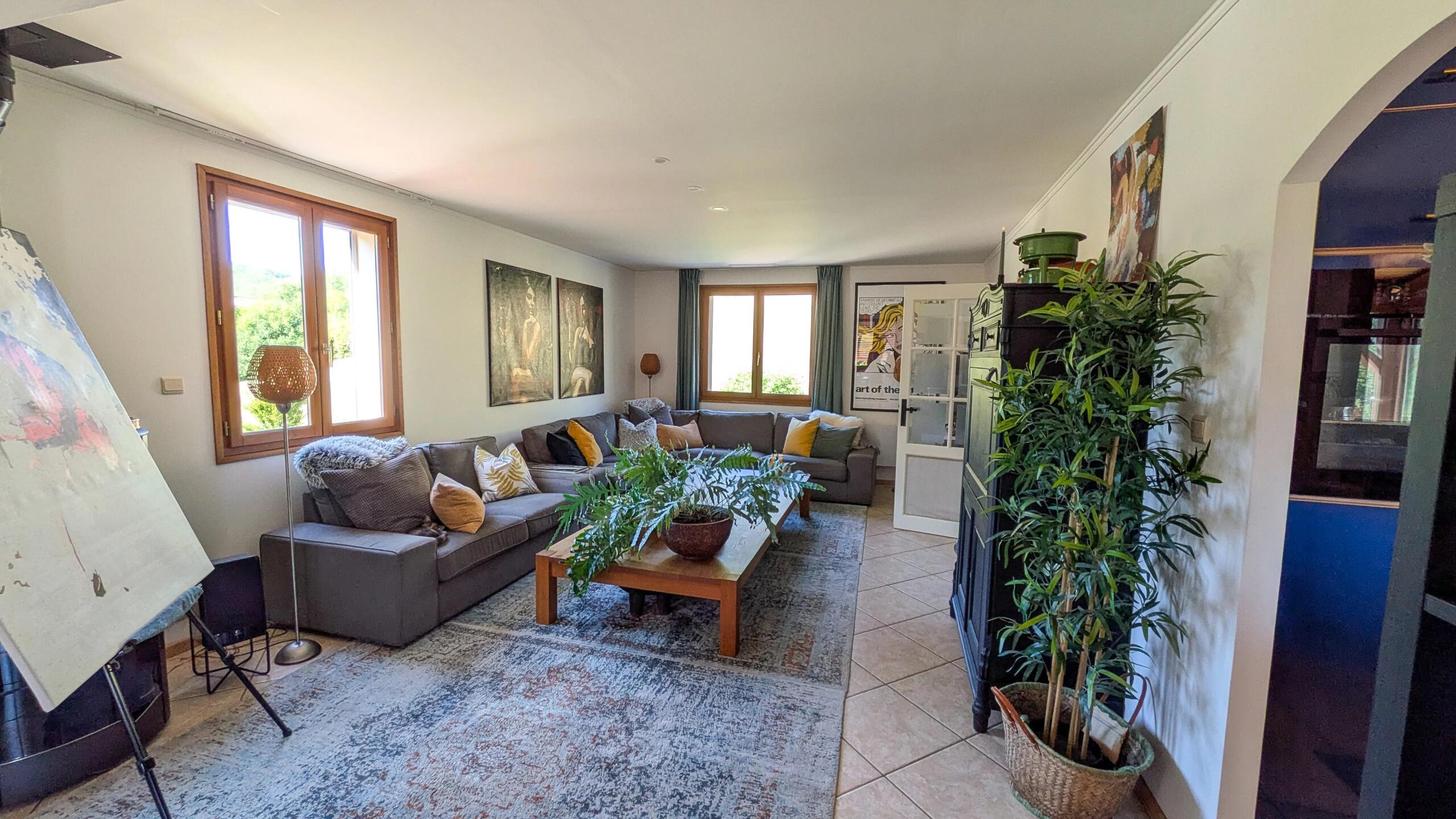 Exceptional Countryside Home with Pool,  Hot Tub and Panoramic Views Near Cahors, Midi-Pyrénées – France – BVI86282