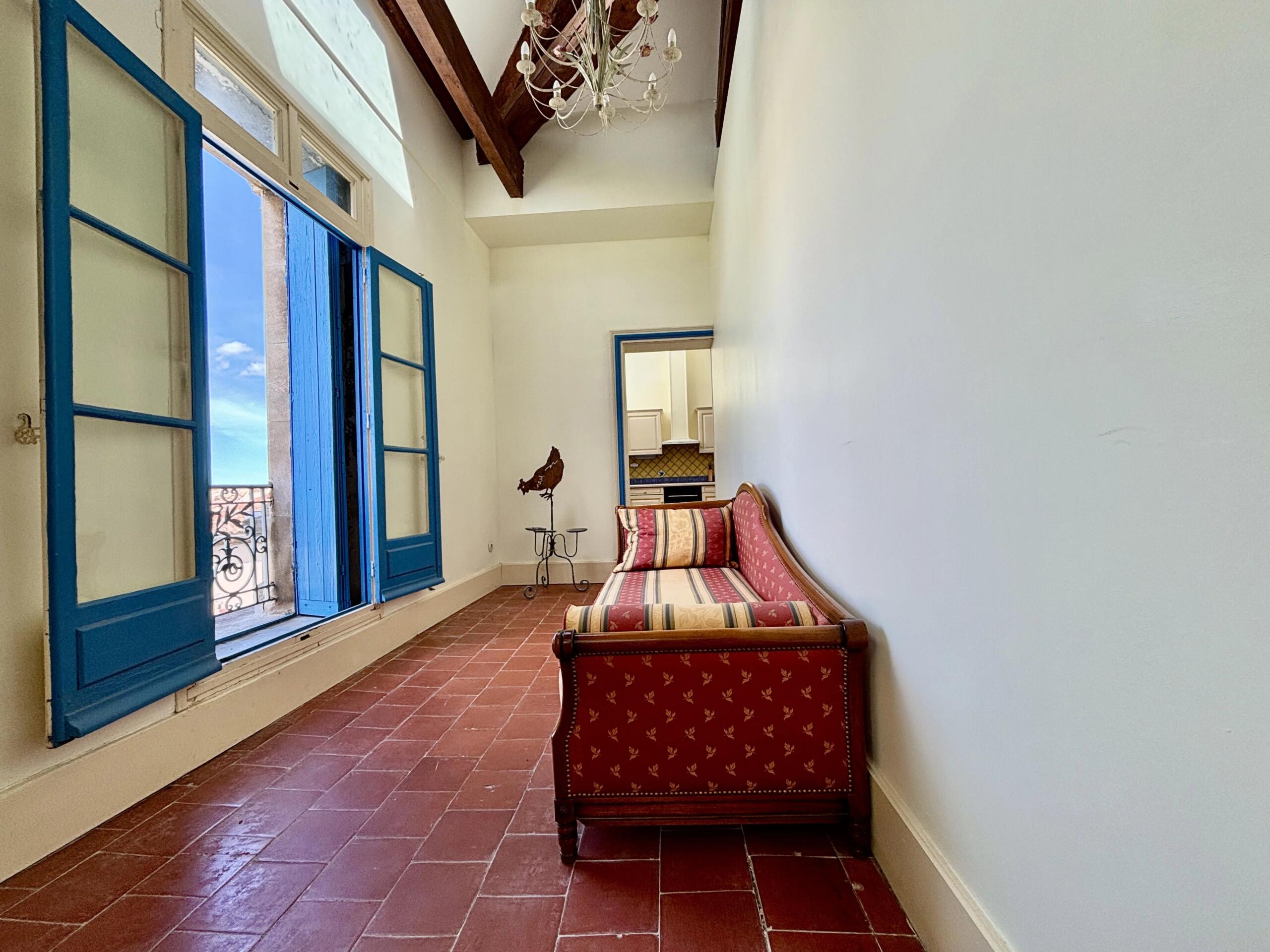 Beautiful Character Apartment set within a historic Château, Languedoc-Roussillon – France – BVI86033