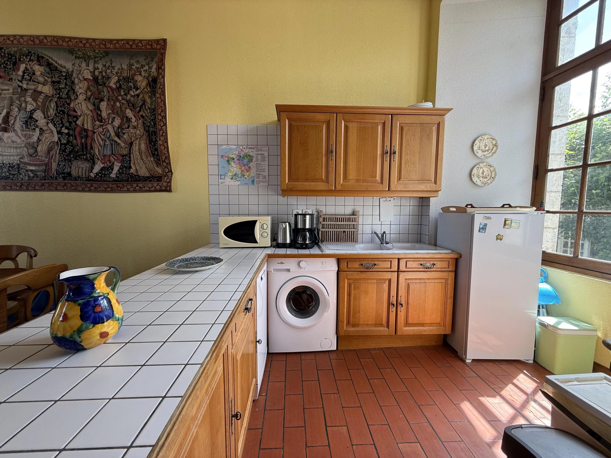 Exceptional property in walled Château gardens – Exclusive to Beaux Villages, Poitou-Charentes – France – BVI85332