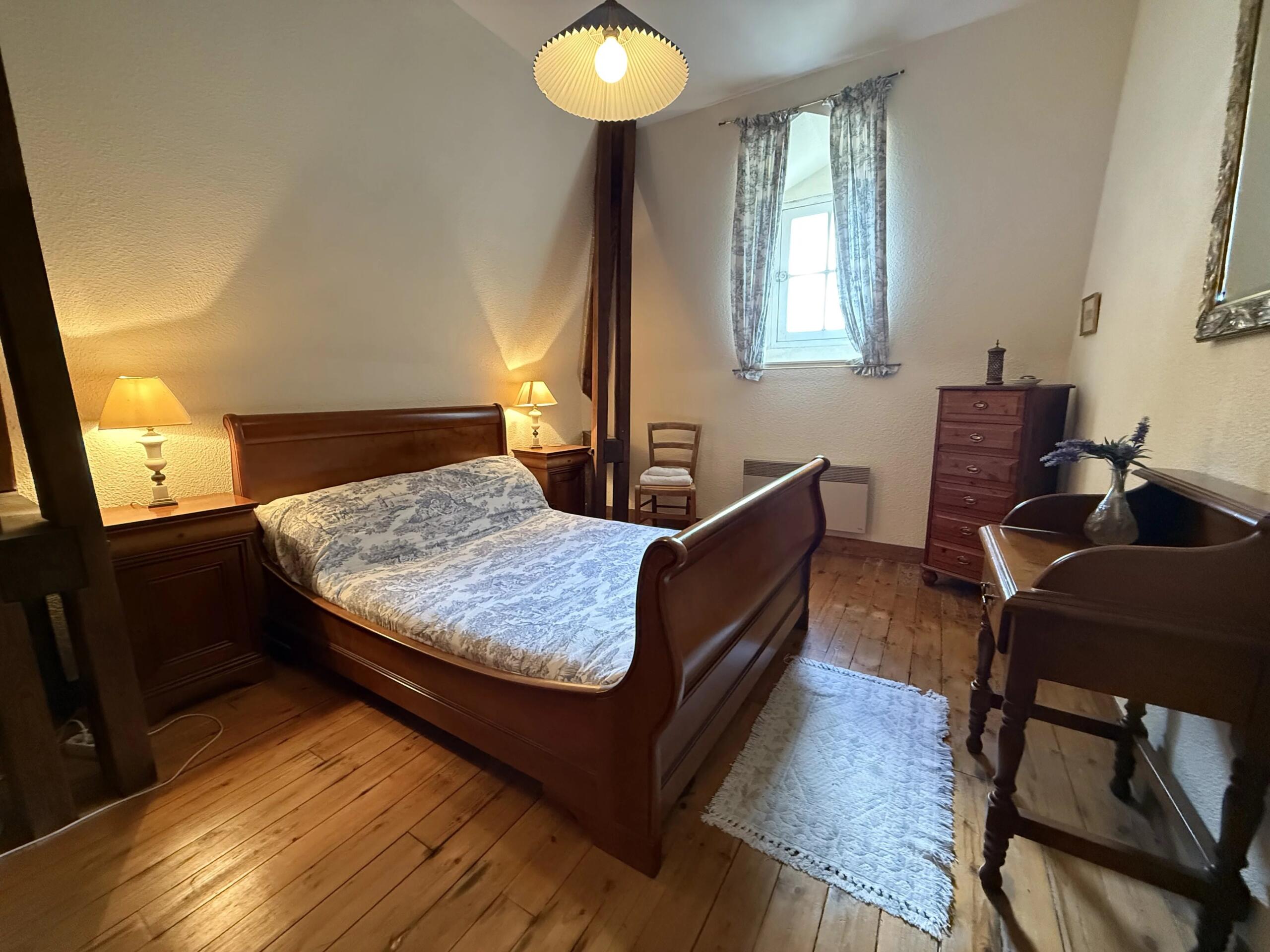 Exceptional property in walled Château gardens – Exclusive to Beaux Villages, Poitou-Charentes – France – BVI85332