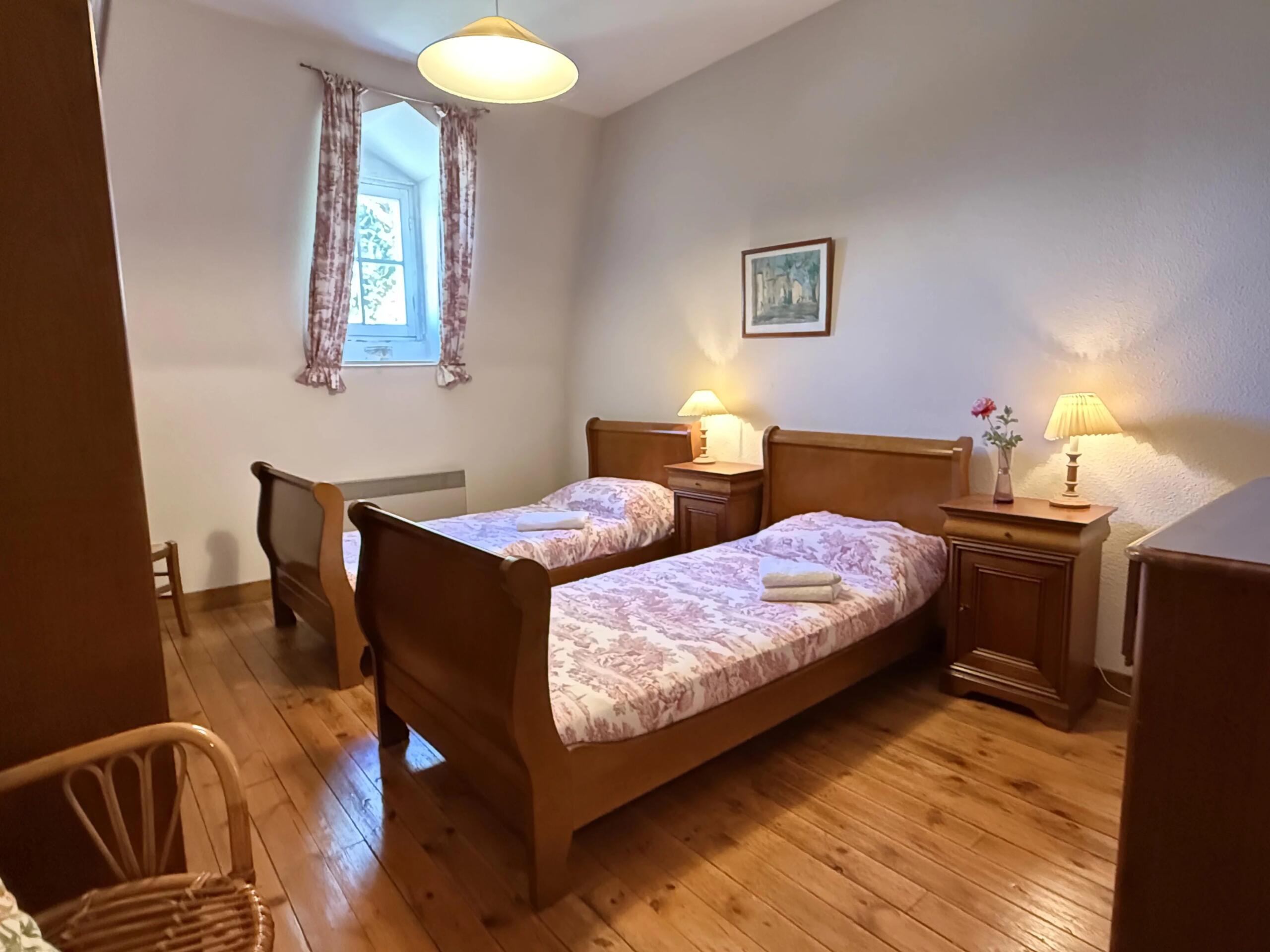 Exceptional property in walled Château gardens – Exclusive to Beaux Villages, Poitou-Charentes – France – BVI85332