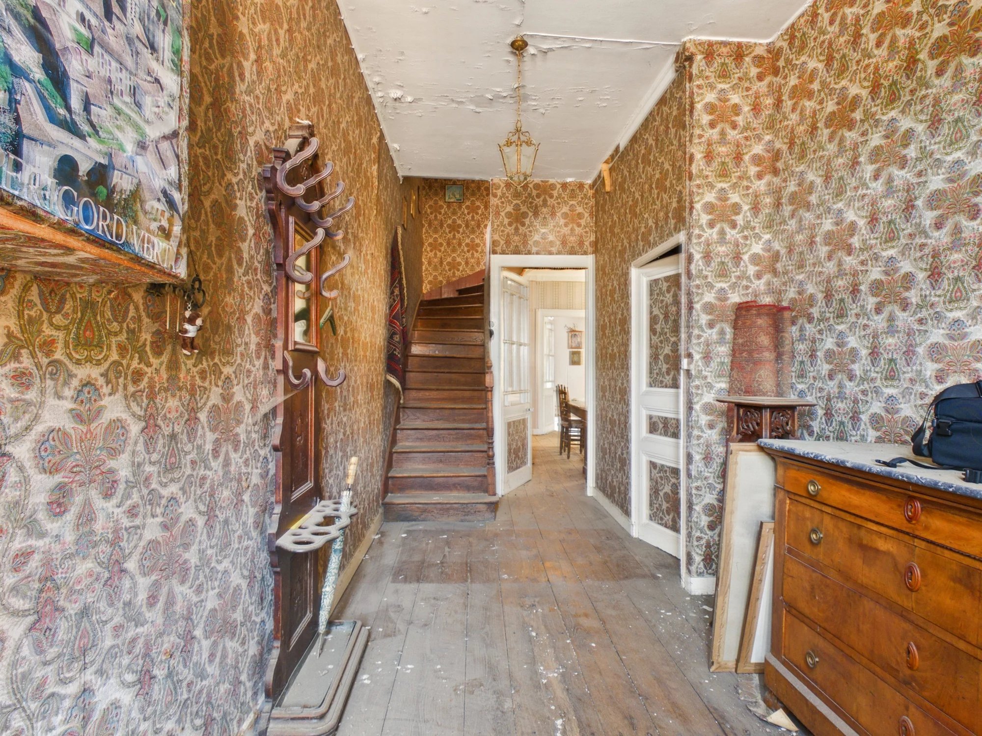 Character-filled home, brimming with charm, Aquitaine – France – BVI83856
