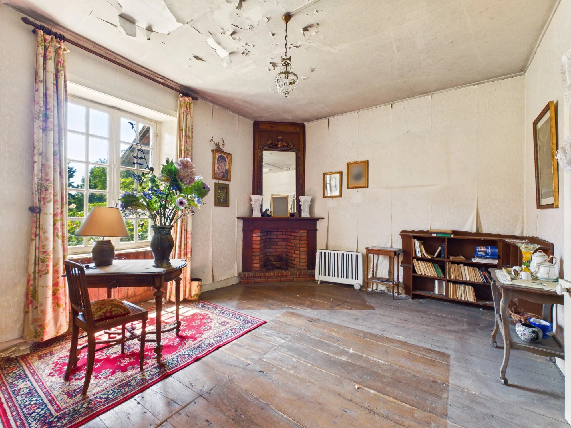 Character-filled home, brimming with charm, Aquitaine – France – BVI83856