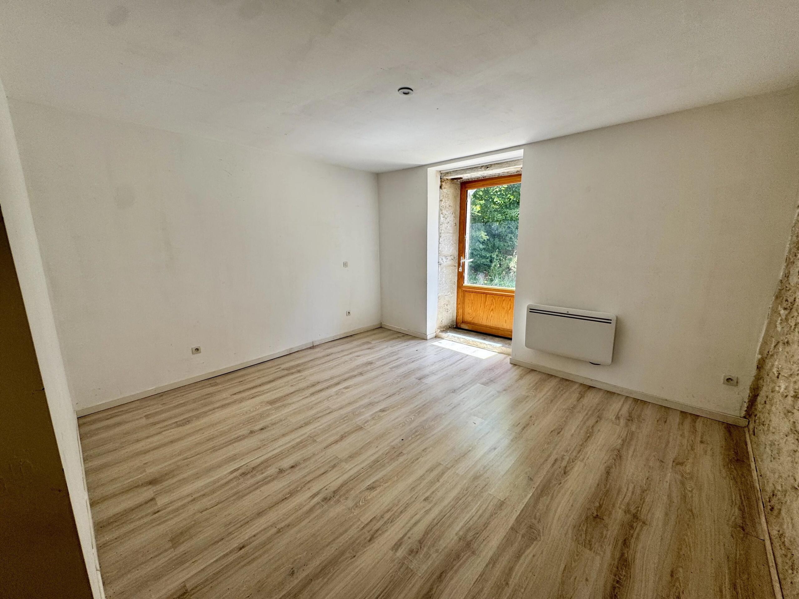 Charming village house, Aquitaine – France – BVI85094