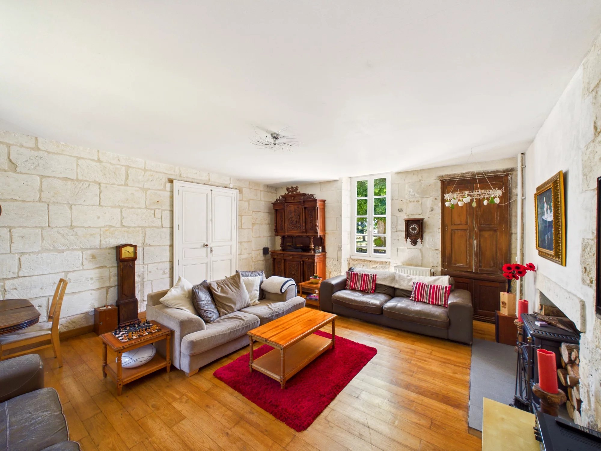 Exceptional Riverside Manor Estate with Guest Cottage, Outbuildings and Land, Poitou-Charentes – France – BVI85330