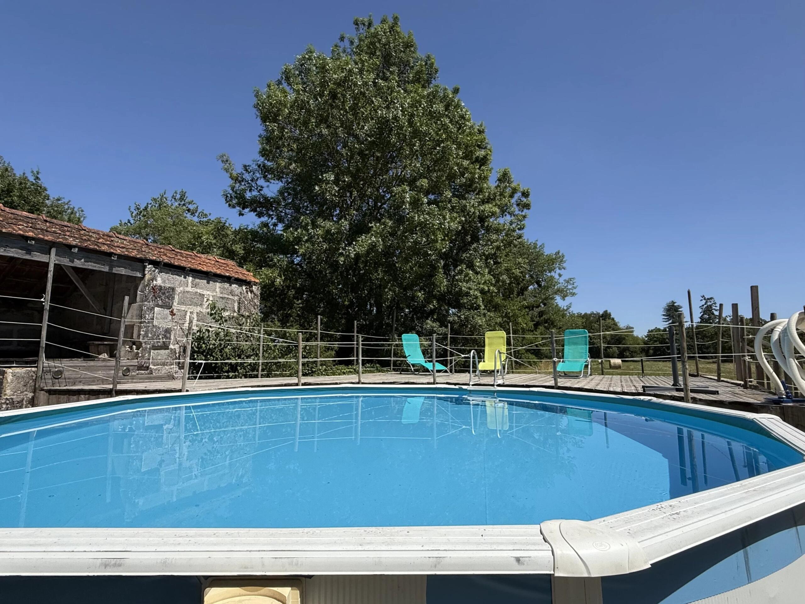 Exceptional Riverside Manor Estate with Guest Cottage, Outbuildings and Land, Poitou-Charentes – France – BVI85330