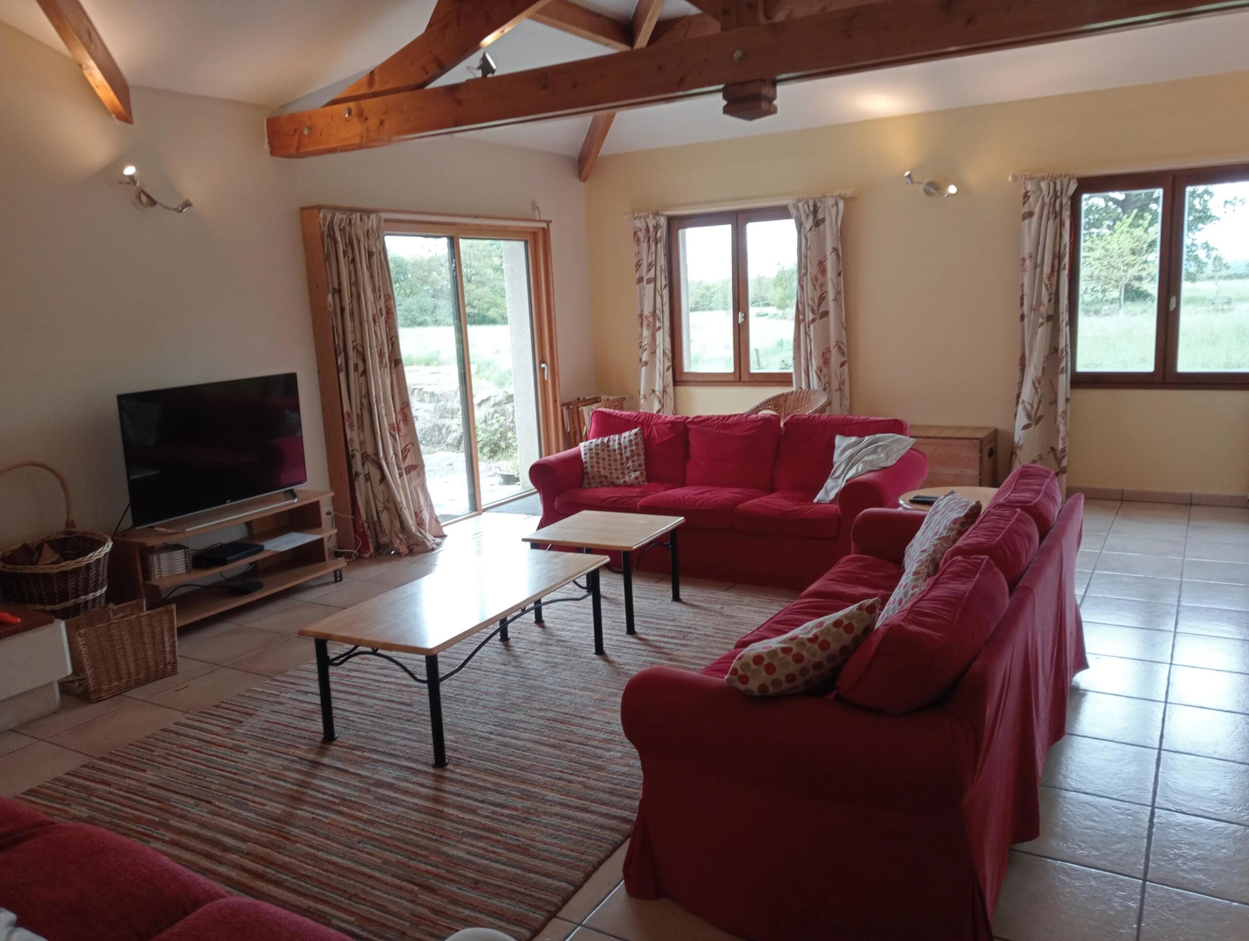 Superb complex in secluded location, Poitou-Charentes – France – BVI85581