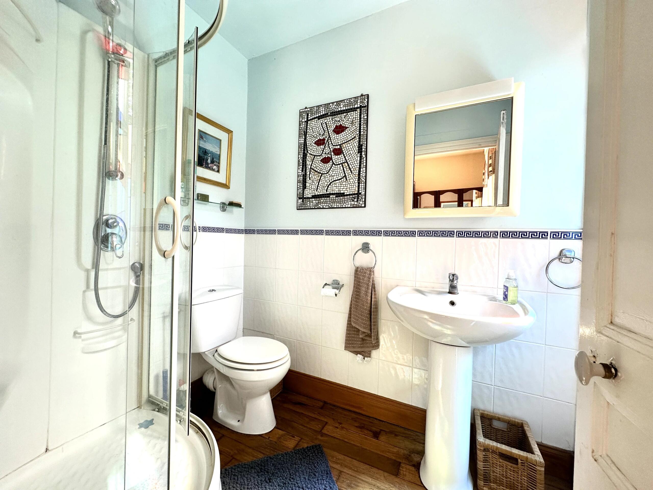Beautiful character home with views of one of France’s most beautiful villages, Aquitaine – France – BVI85538