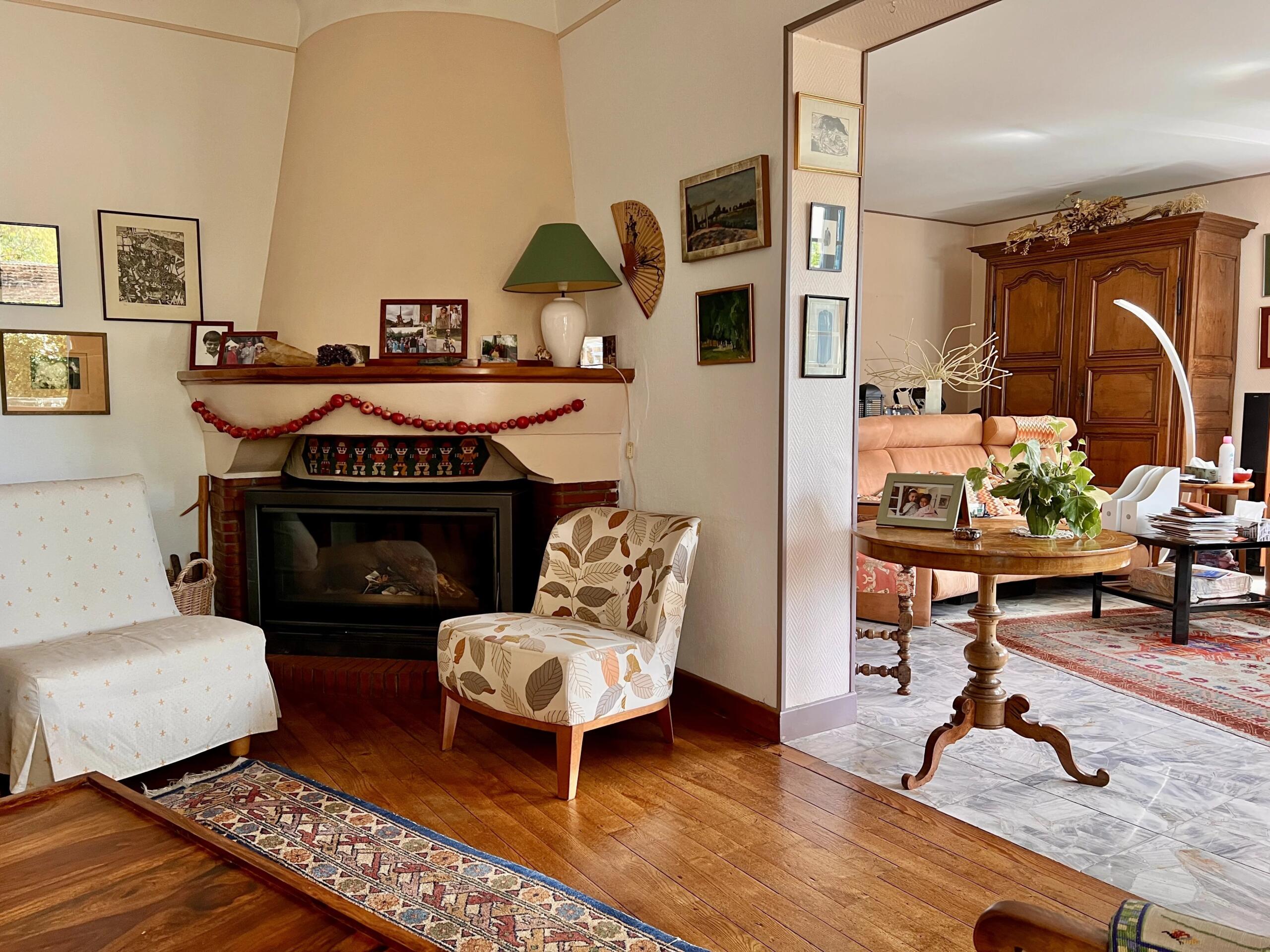 Elegant family home near the heart of Carcassonne, Languedoc-Roussillon – France – BVI86209