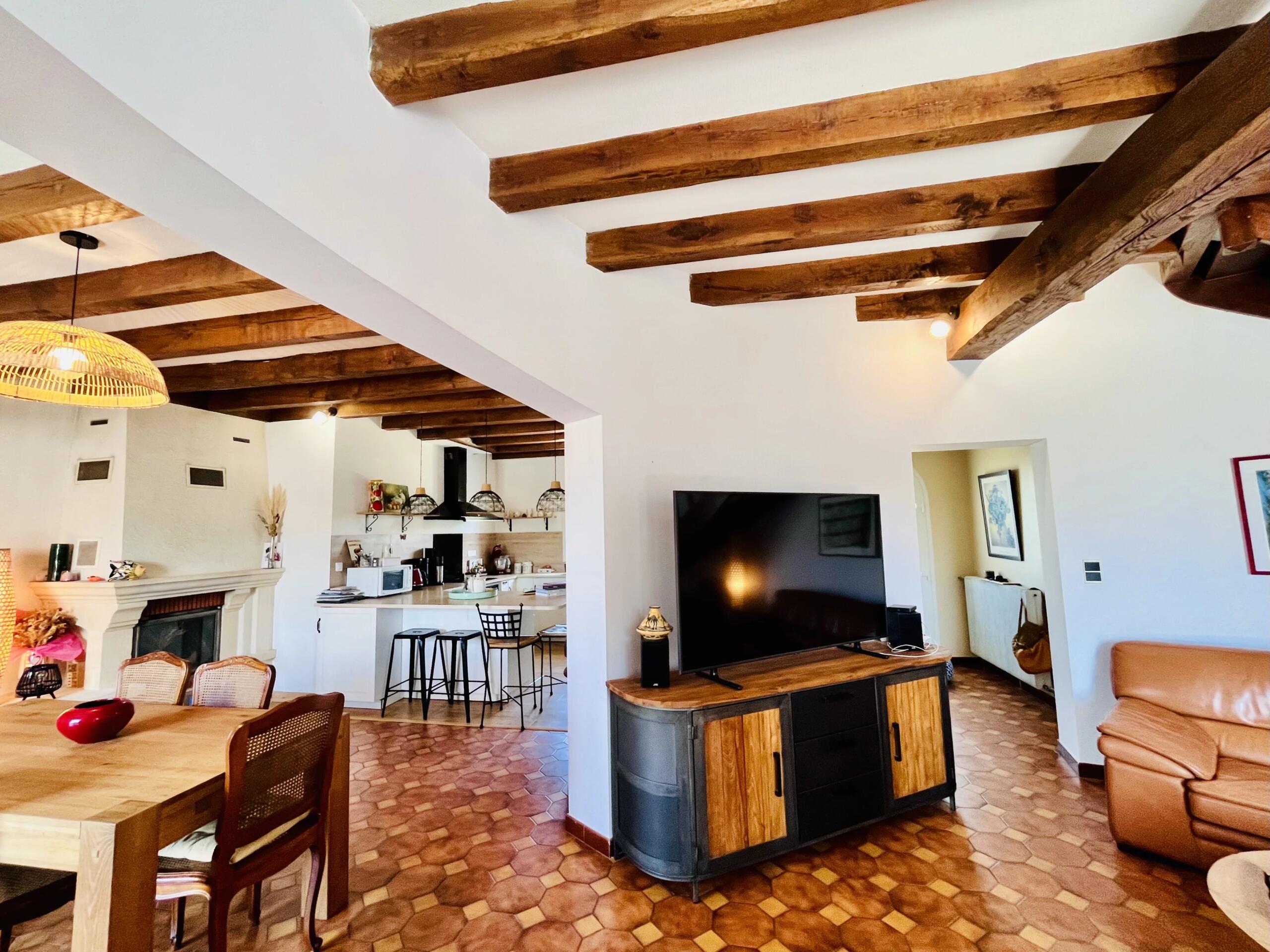 Provençal-Style Villa with Pool in Bergerac, Aquitaine – France – BVI85765