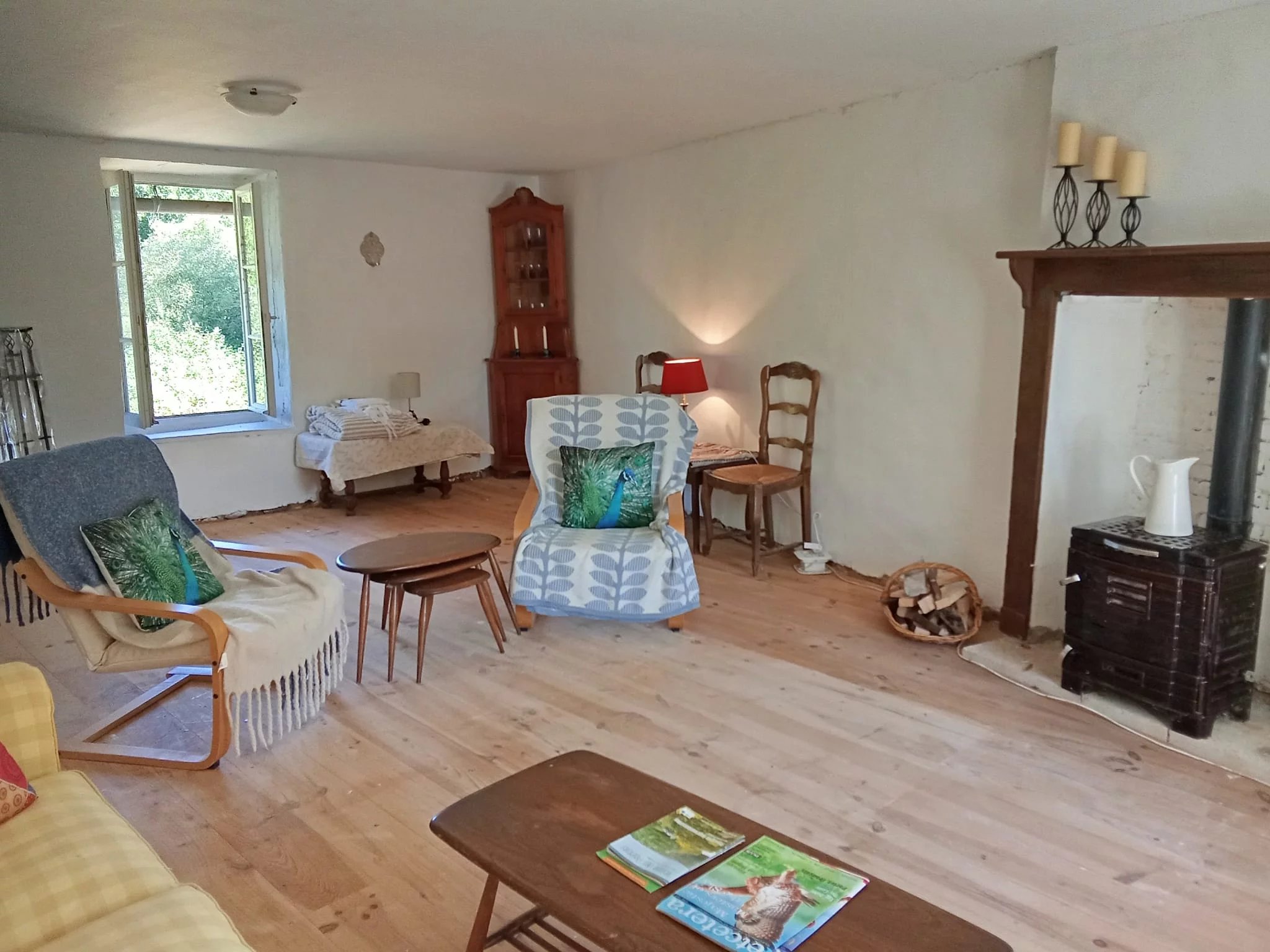 Hamlet house with garage and large garden, Centre – France – BVI85691