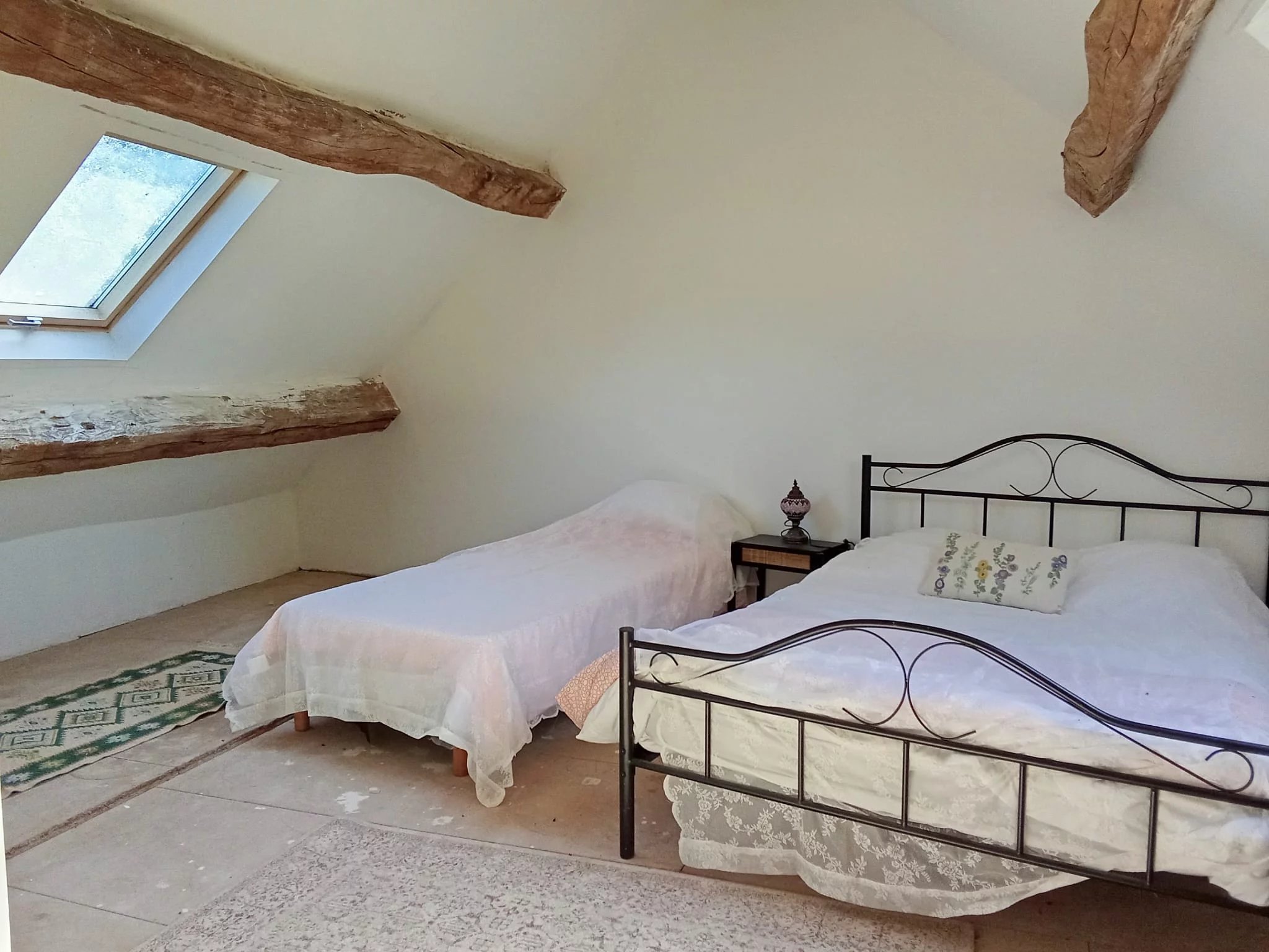 Hamlet house with garage and large garden, Centre – France – BVI85691