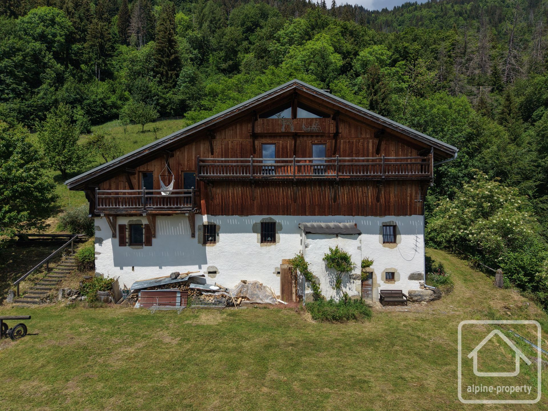A Rare, Historic Farmstead With Large Grounds, And Breathtaking Views. – LAGRANGENEUVE