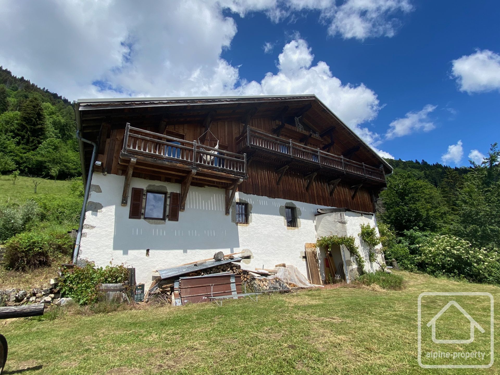A Rare, Historic Farmstead With Large Grounds, And Breathtaking Views. – LAGRANGENEUVE
