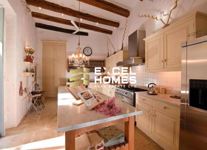 7 bedroom Palazzo in Zebbug, Malta – 68907
