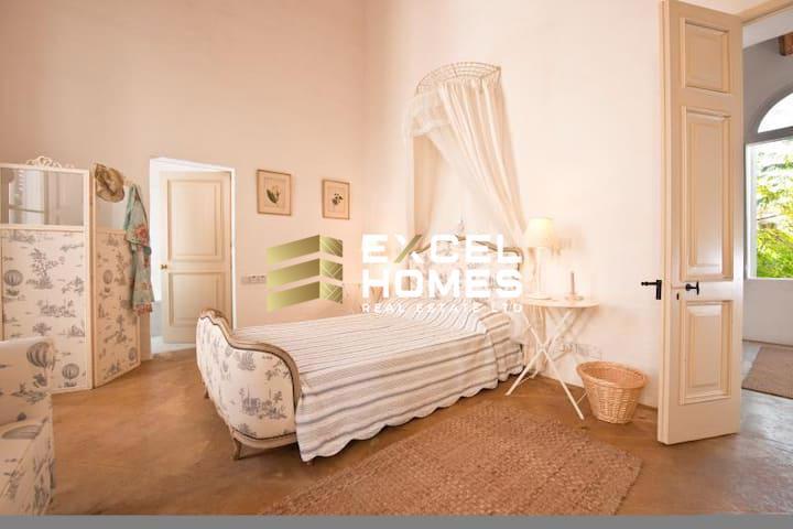 7 bedroom Palazzo in Zebbug, Malta – 68907
