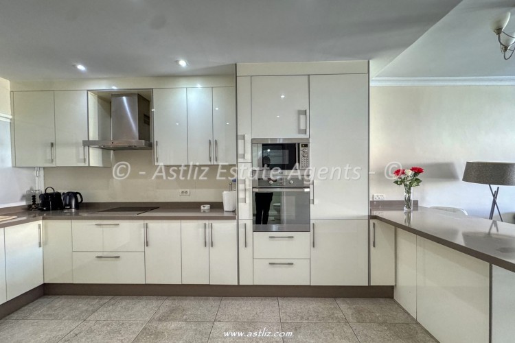 2 bedroom apartment in Club La Mar, Puerto De Santiago, Spain – AAEP1908