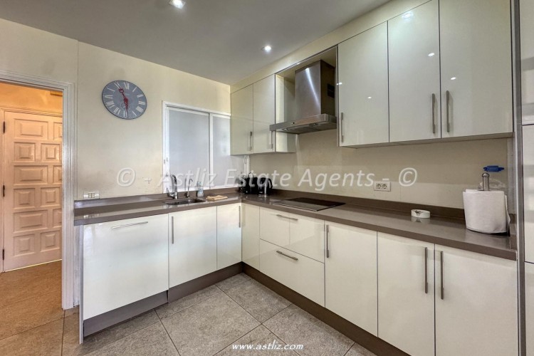2 bedroom apartment in Club La Mar, Puerto De Santiago, Spain – AAEP1908