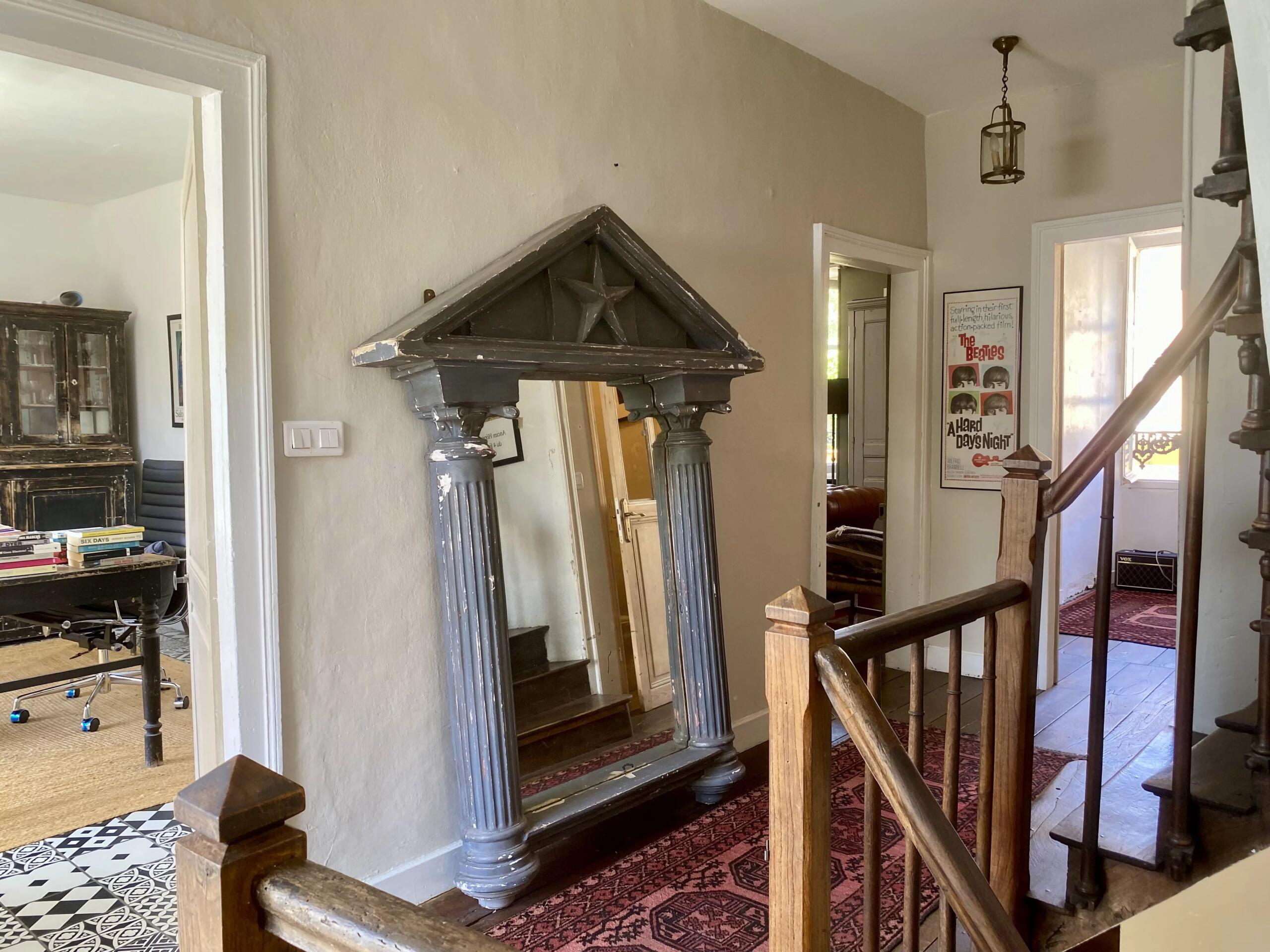 Charming French Townhouse in the Riverside Village of L’Isle -Jourdain, Poitou-Charentes – France – BVI77507