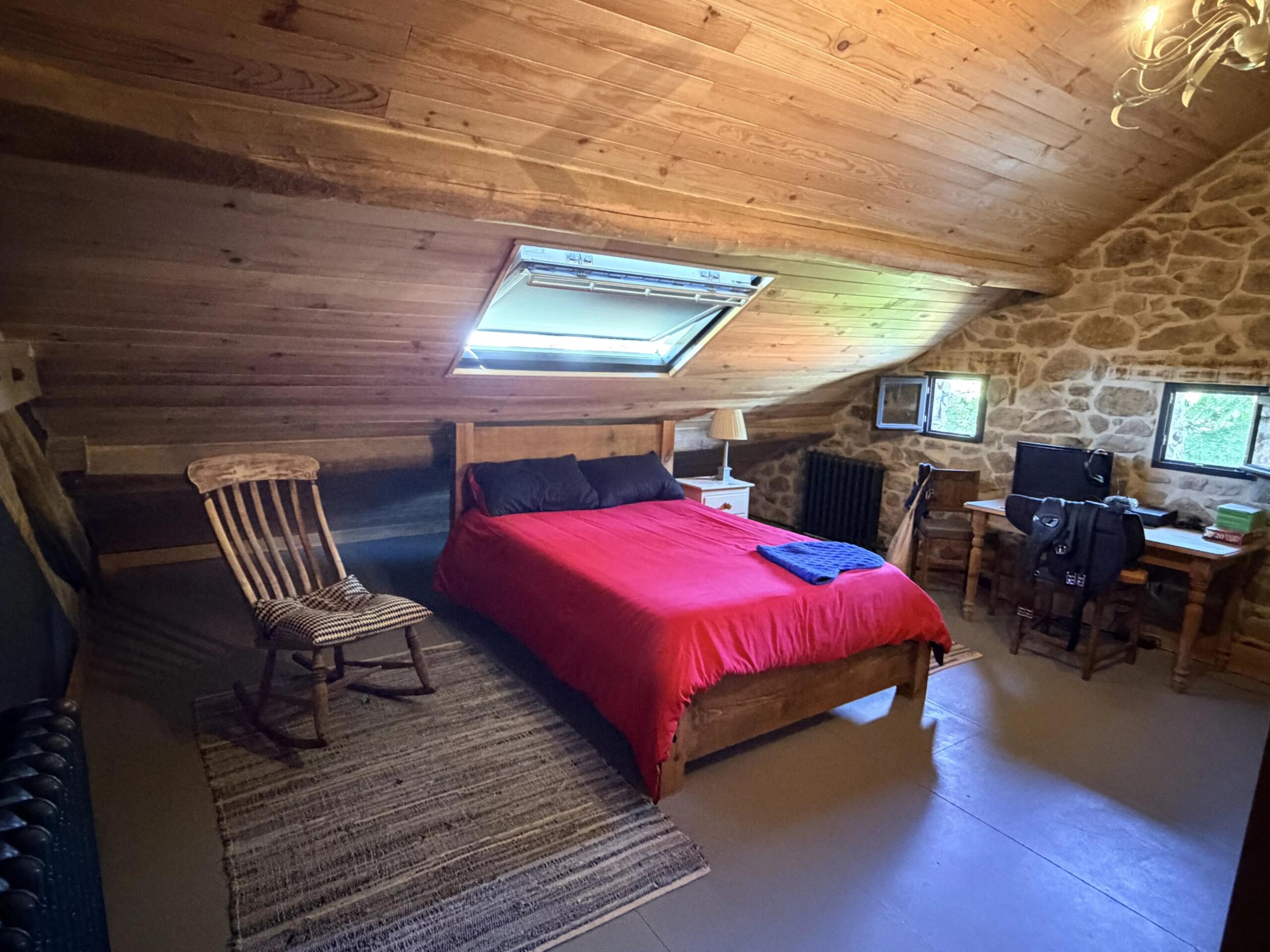 Quirky and fabulous large house, perfect countryside location, Limousin – France – BVI86335