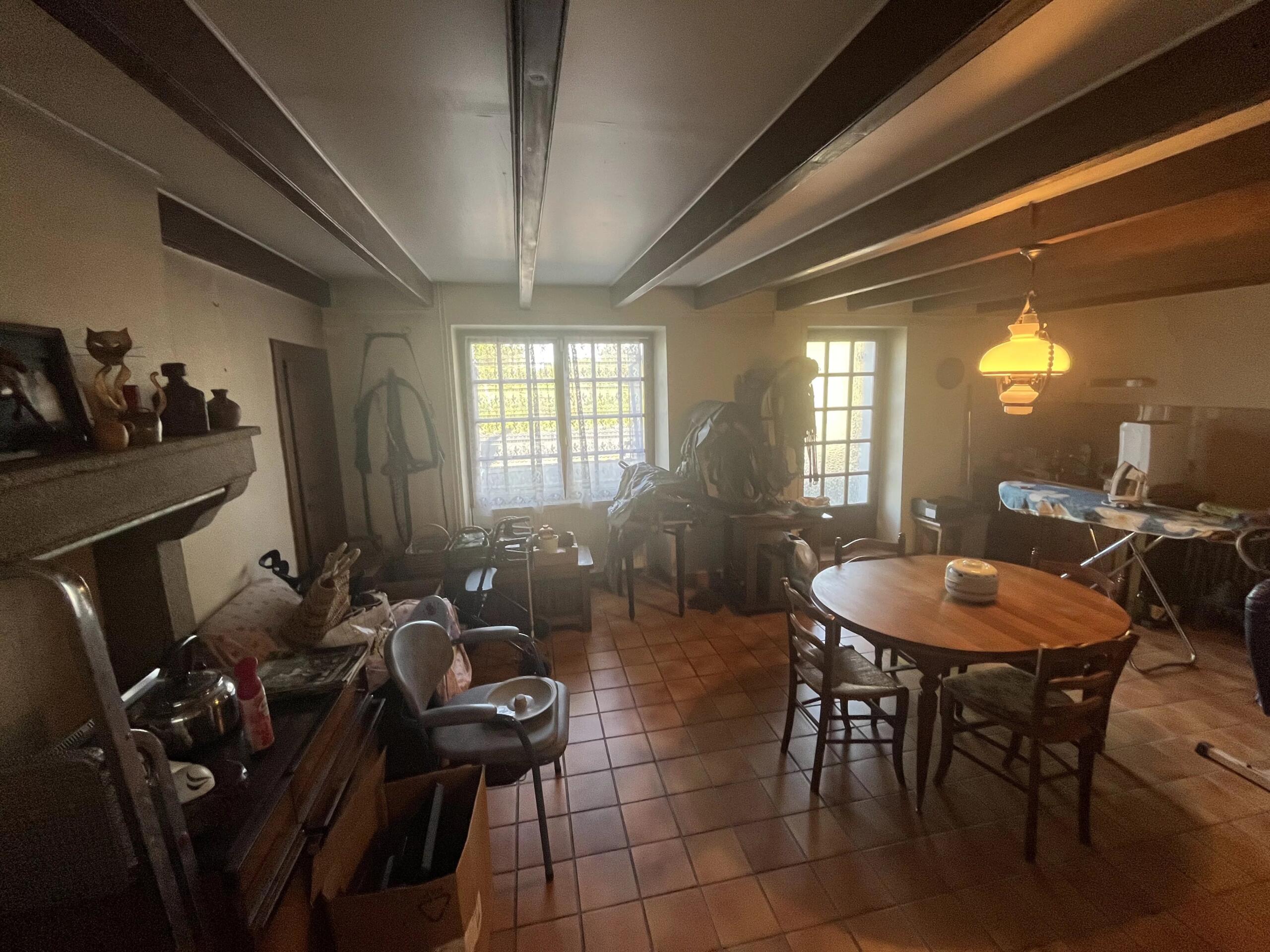 Spacious family home with 8 hectares and stabling, Limousin – France – BVI84559