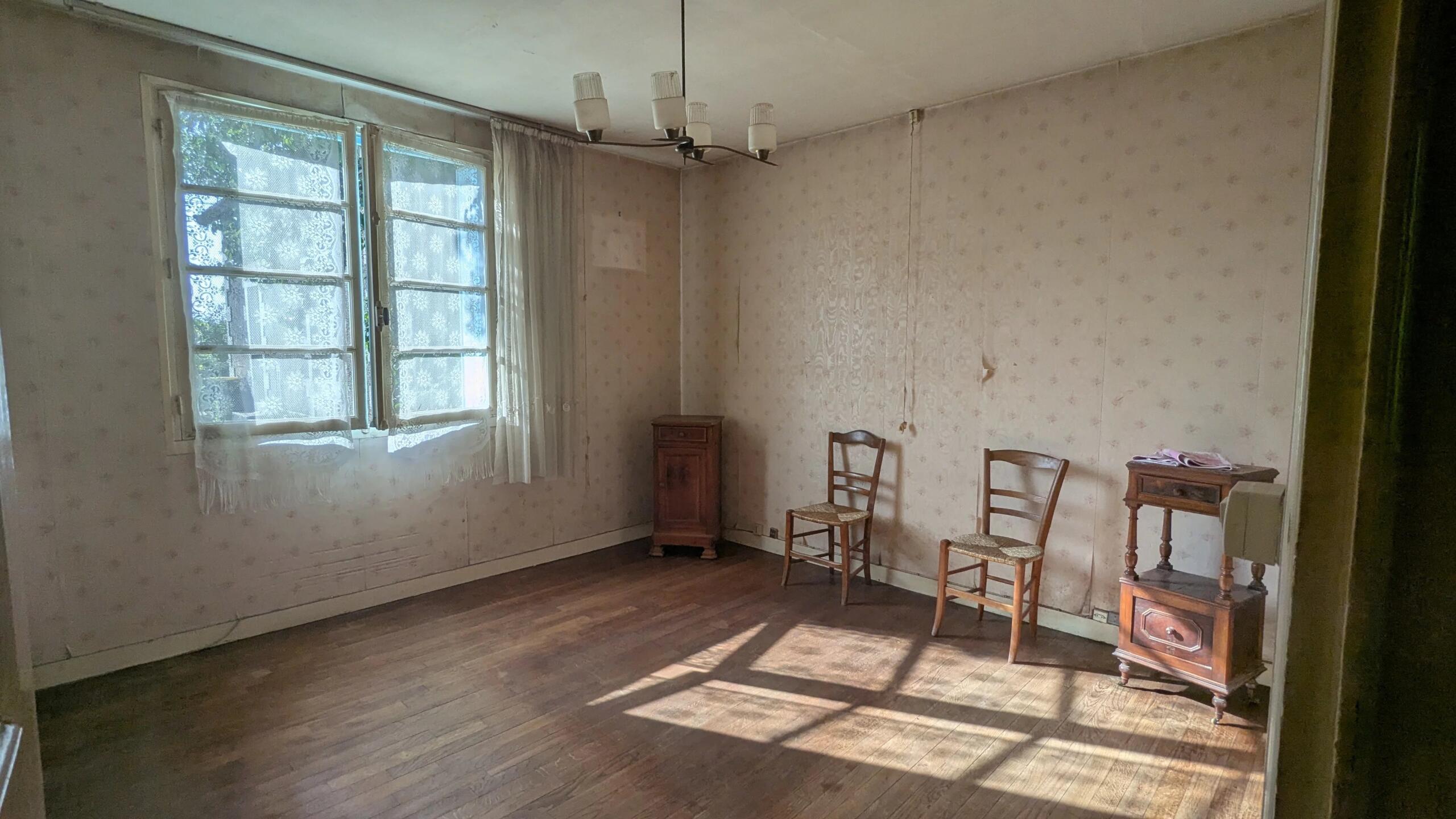 Set of 2 houses to renovate with high potential, Poitou-Charentes – France – BVI86210