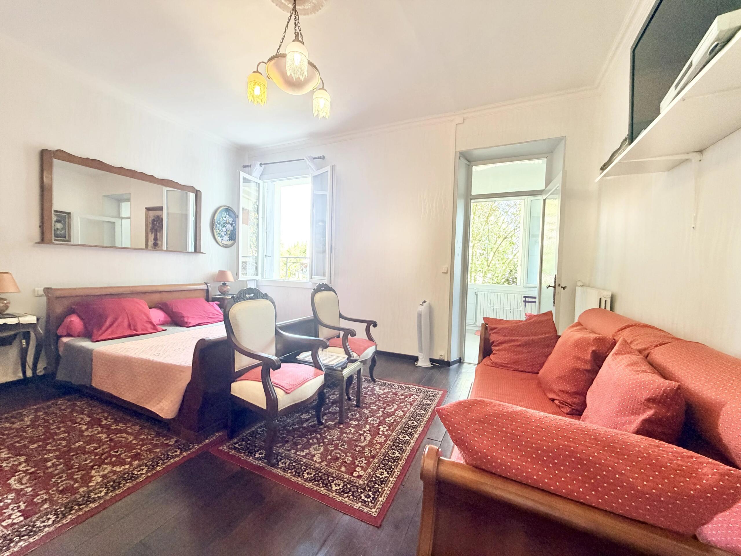 Elegant Bourgeois Residence in the Heart of Carcassonne, Languedoc-Roussillon – France – BVI86329