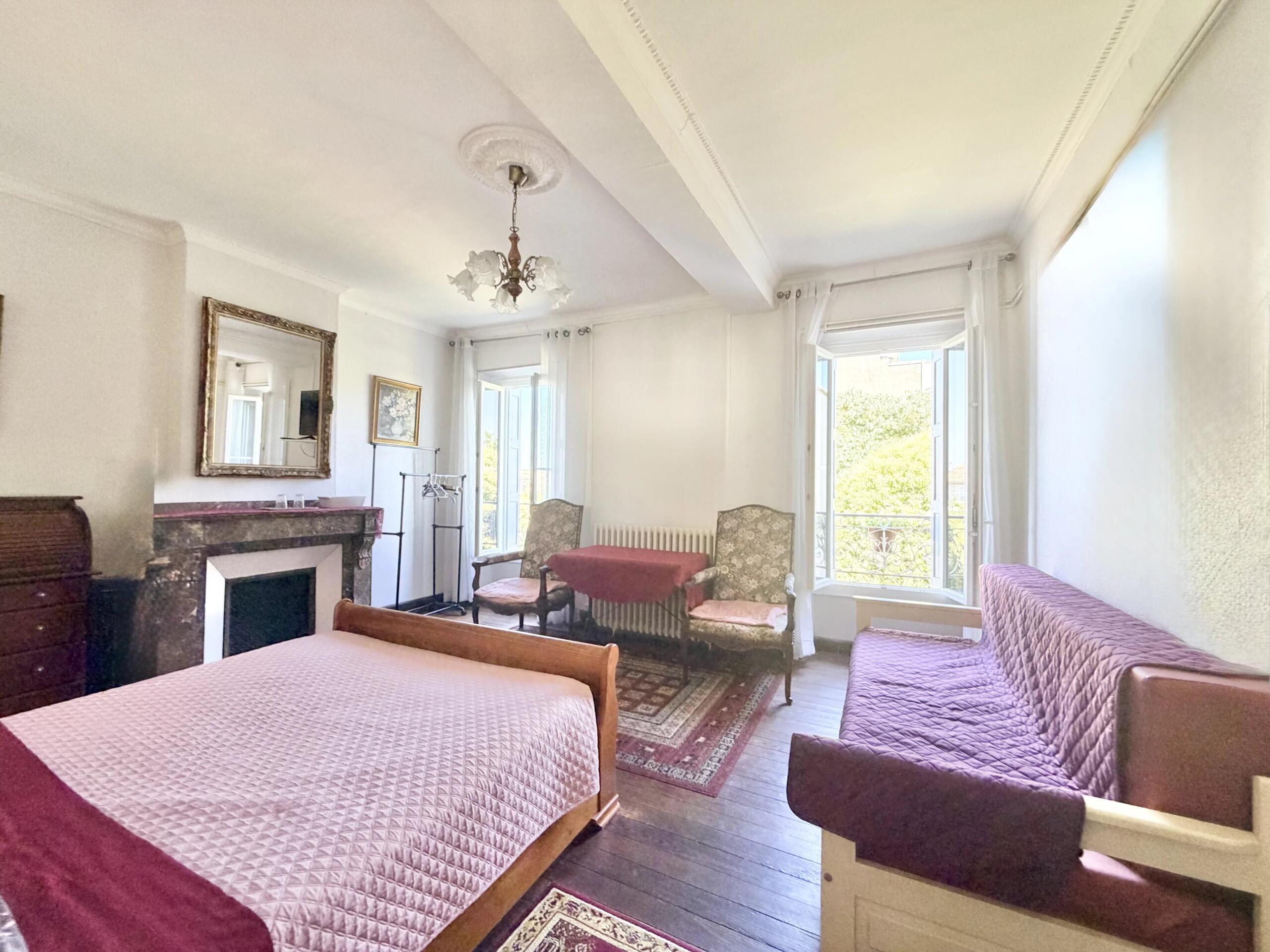 Elegant Bourgeois Residence in the Heart of Carcassonne, Languedoc-Roussillon – France – BVI86329
