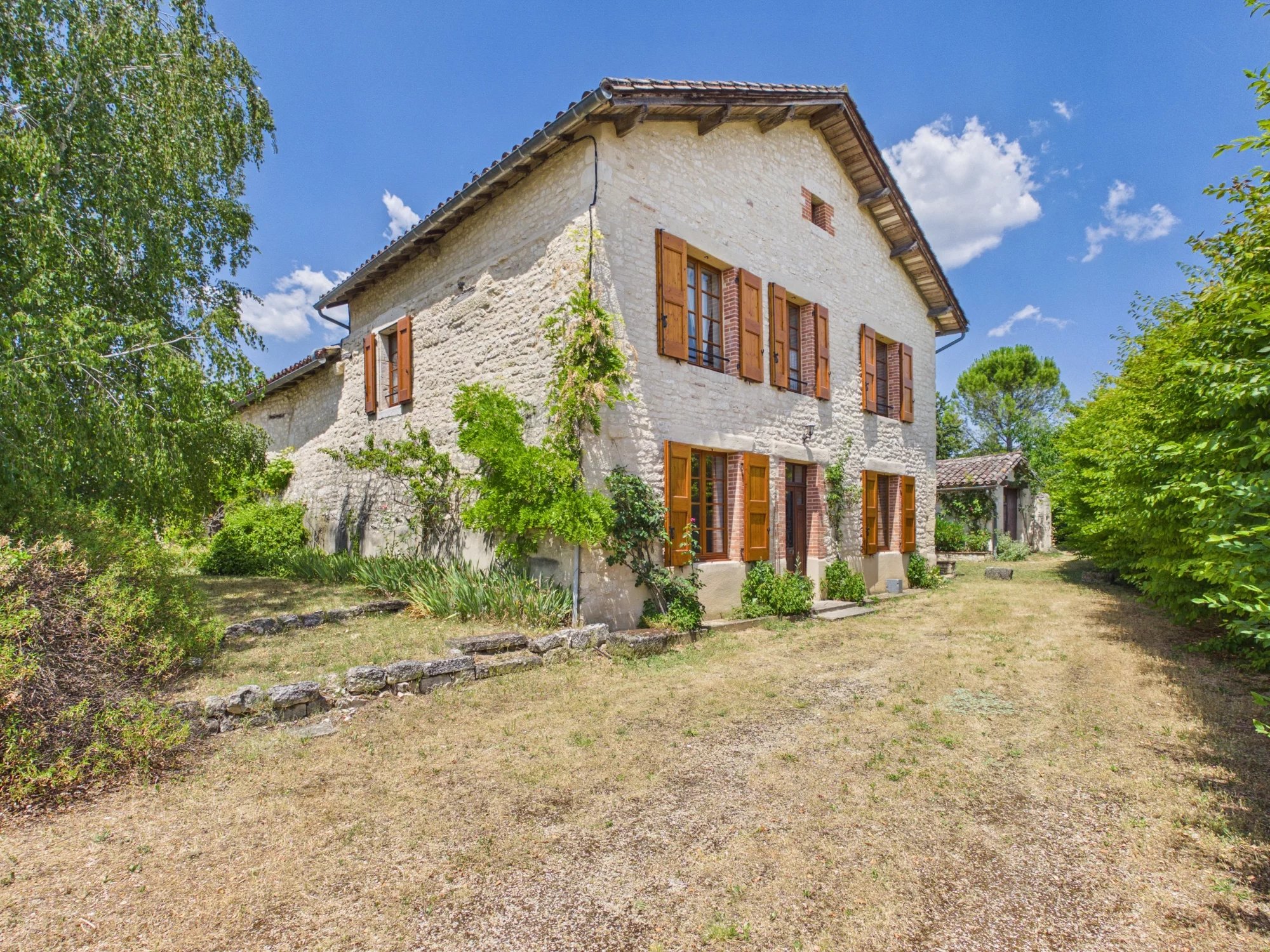 Two Beautiful Homes in One – Character Property Near Cordes-sur-Ciel, Midi-Pyrénées – France – BVI81183