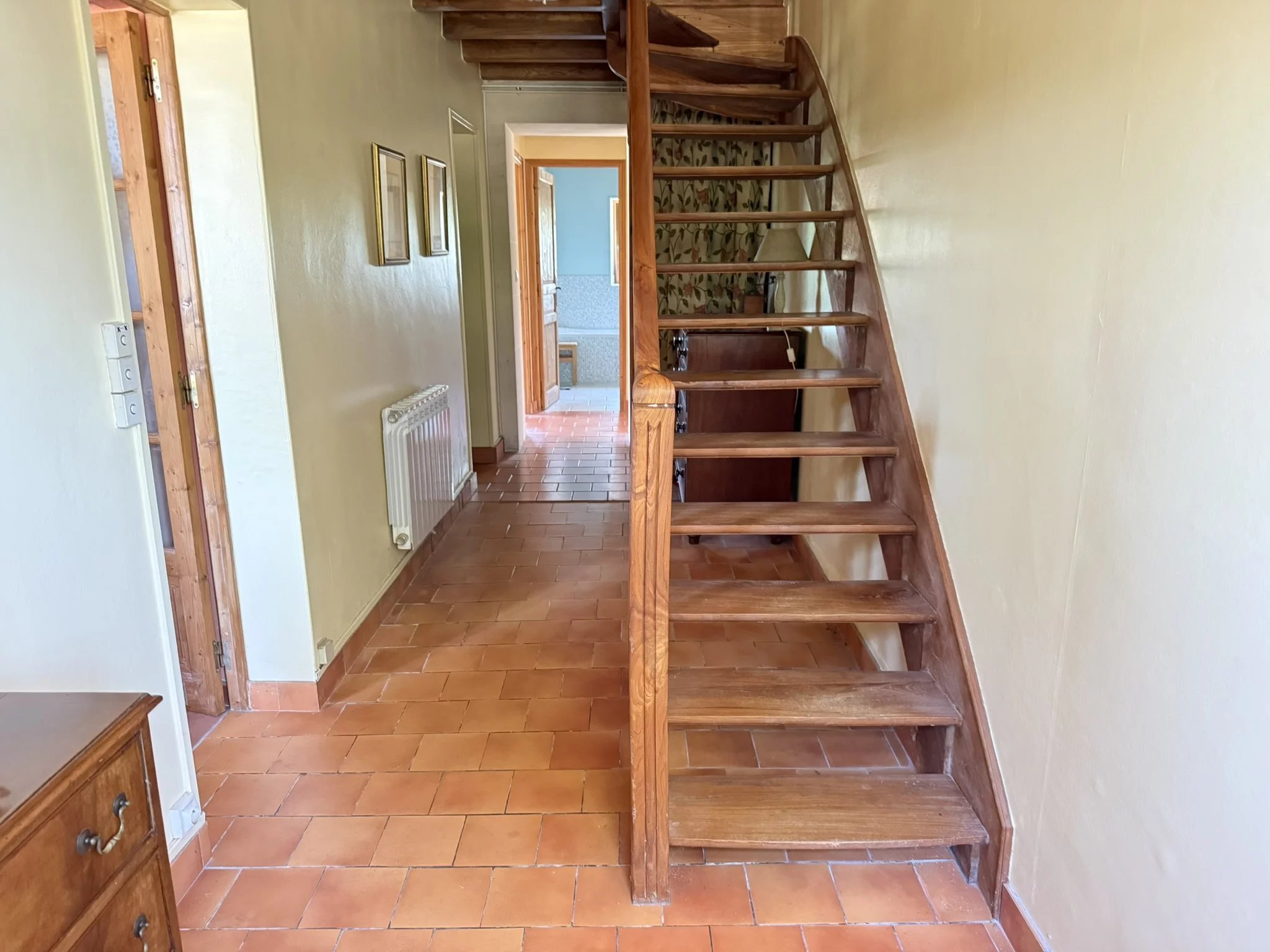 Charming 5 bed stone Charentaise House, Poitou-Charentes – France – BVI86061