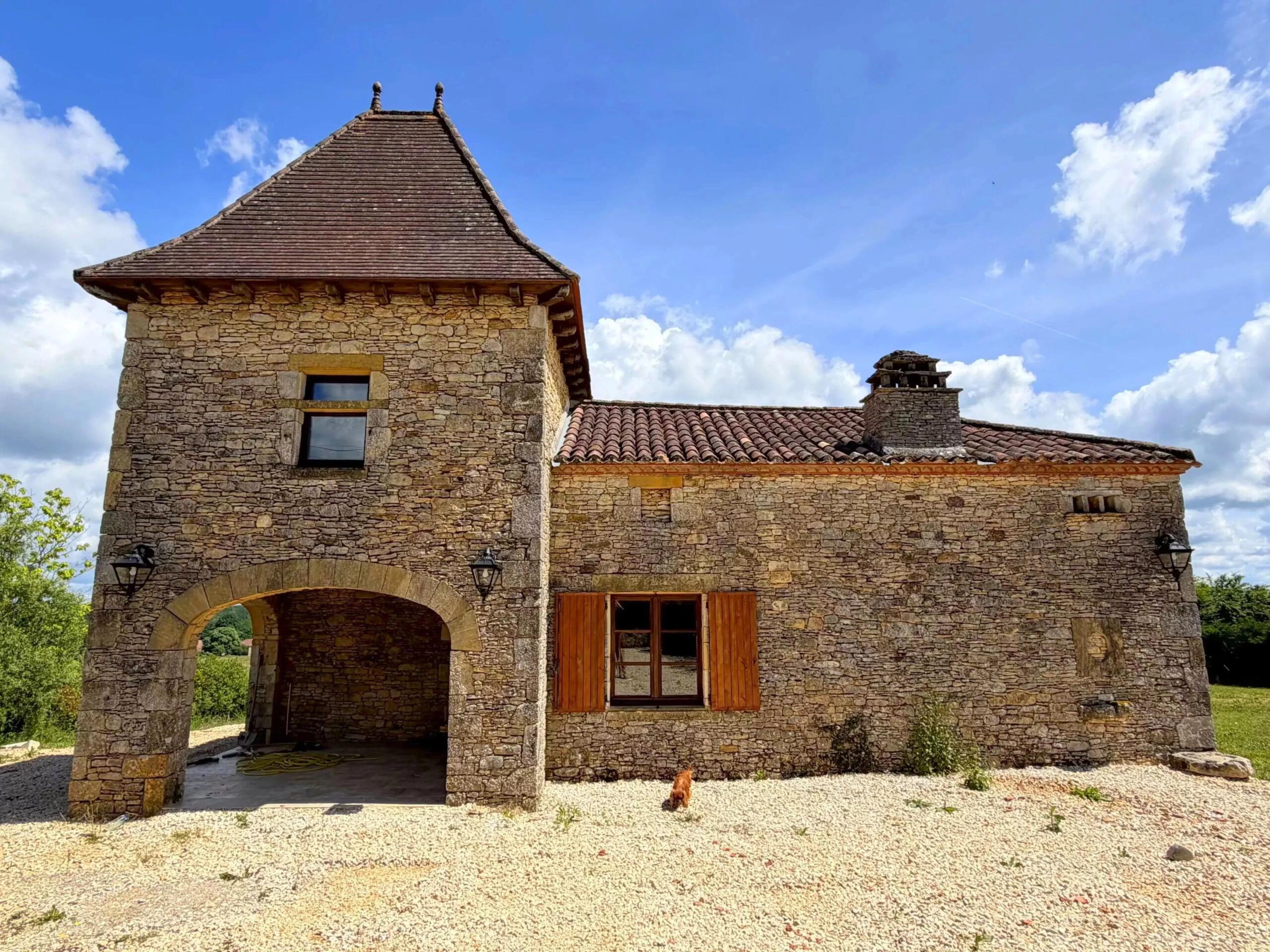 Beautifully Renovated Home within Walking Distance of Monpazier with Pool Permission, Aquitaine – France – BVI83427