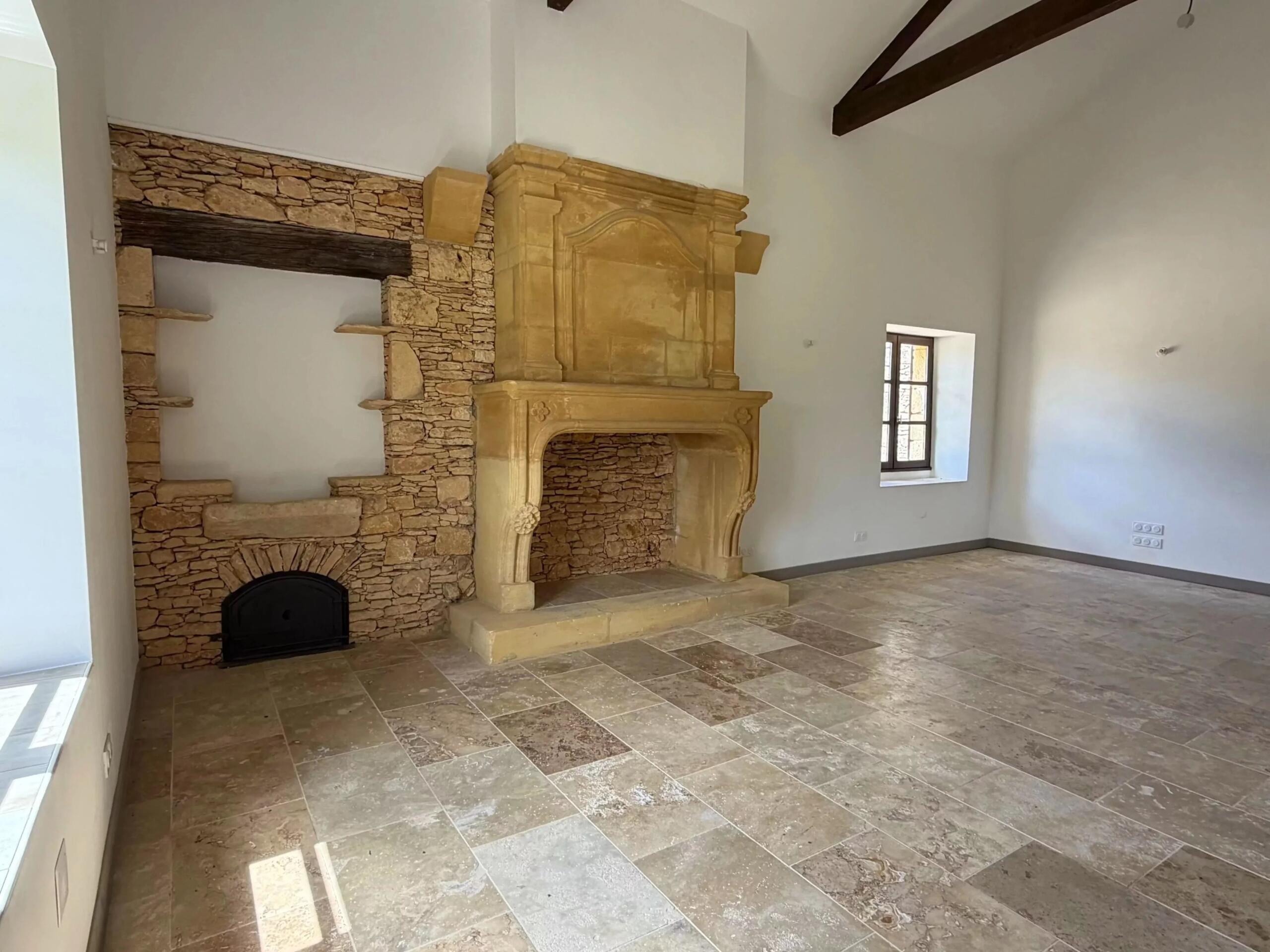 Beautifully Renovated Home within Walking Distance of Monpazier with Pool Permission, Aquitaine – France – BVI83427