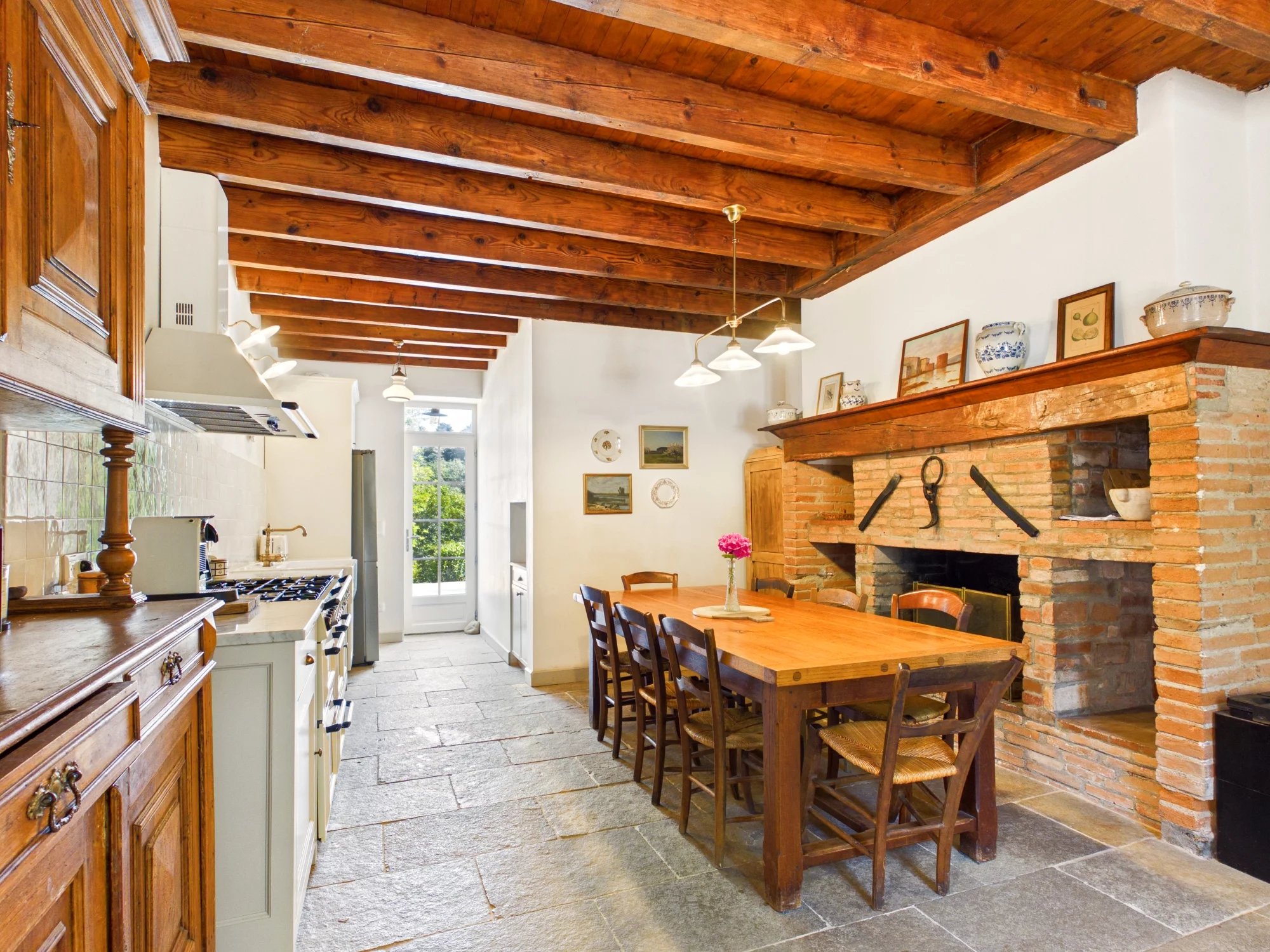 Beautifully Renovated Energy-Efficient Country Home Near Lavaur, Midi-Pyrénées – France – BVI85953