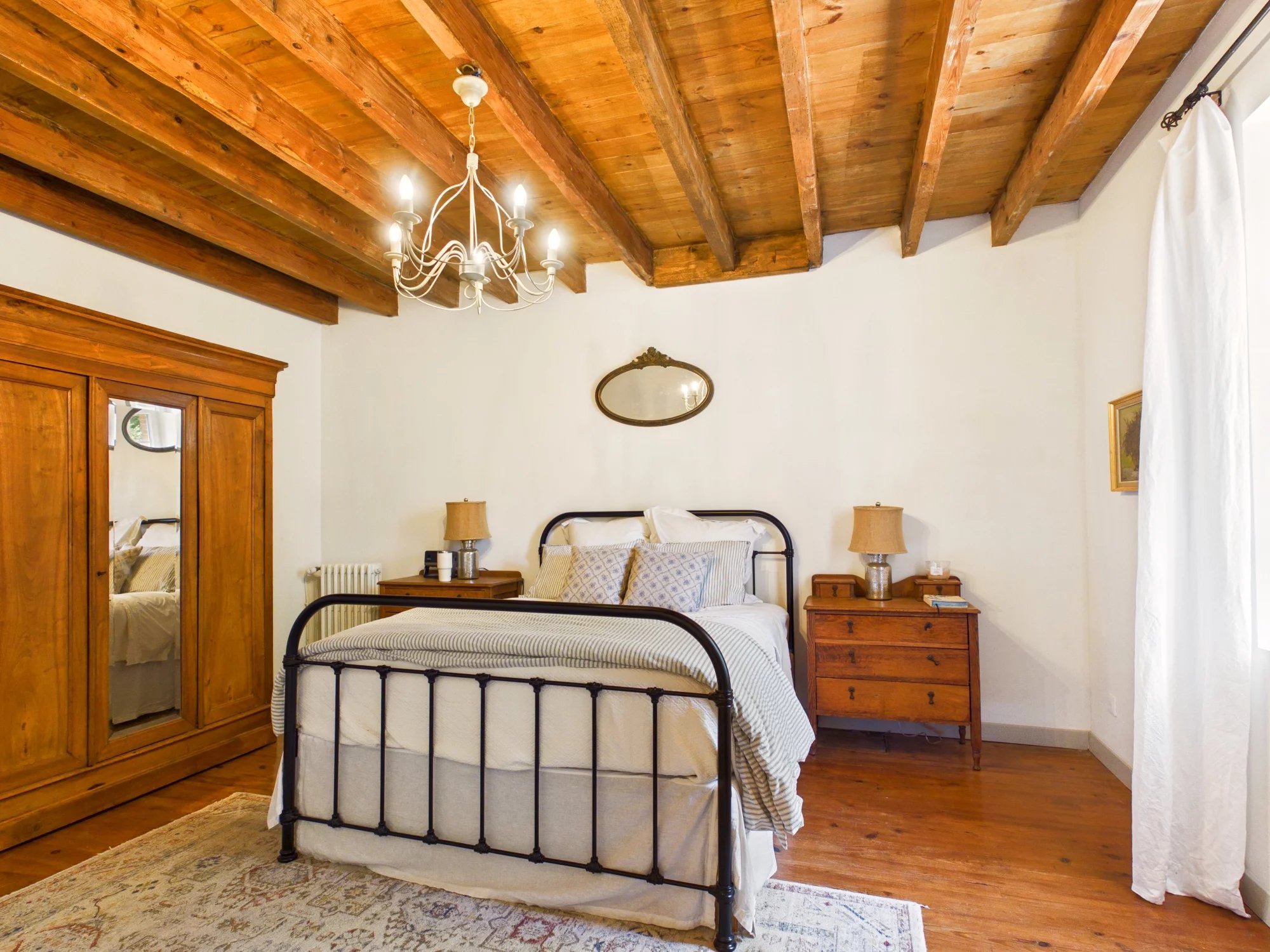 Beautifully Renovated Energy-Efficient Country Home Near Lavaur, Midi-Pyrénées – France – BVI85953