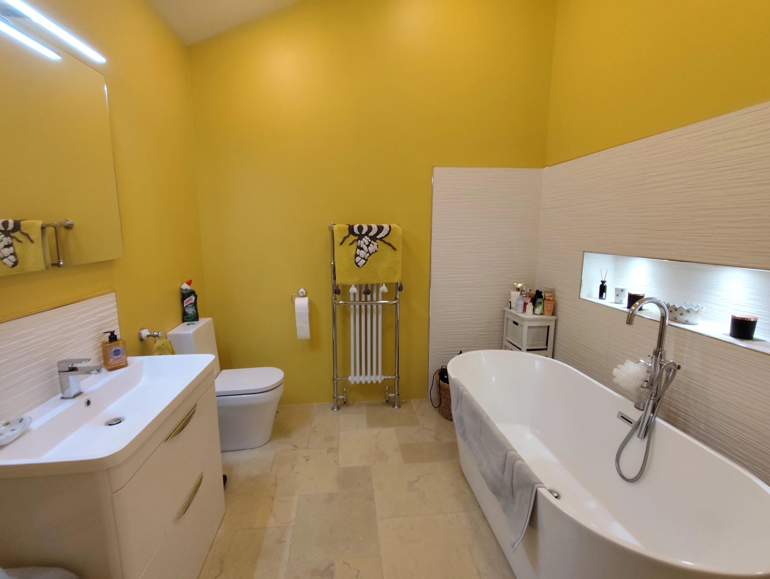 Stunning home with pool, spa and sweeping rural views, Poitou-Charentes – France – BVI86185