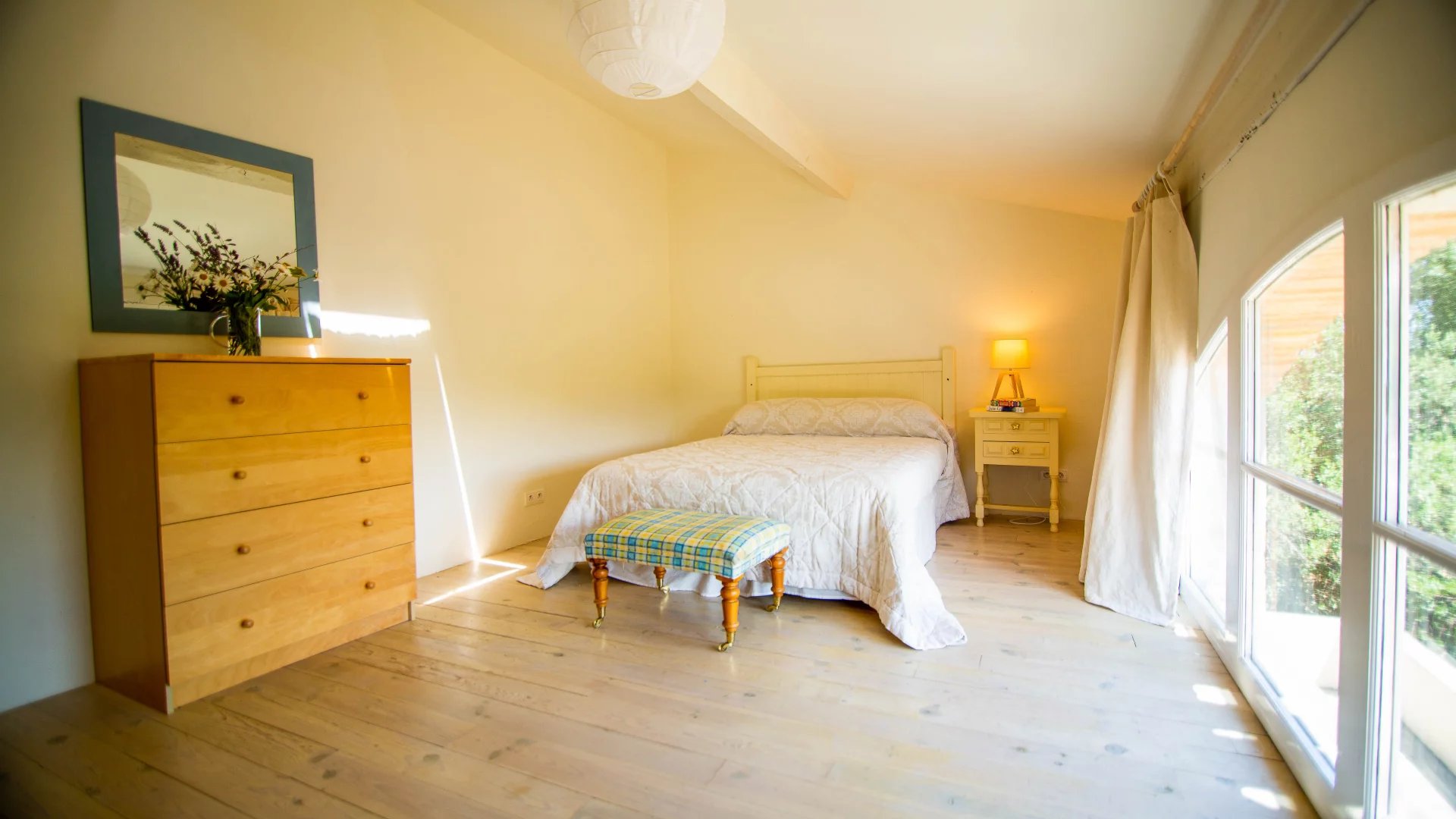Elegant hilltop domaine with panoramic views and flexible guest accommodation near Carcassonne, Languedoc-Roussillon – France – BVI79892